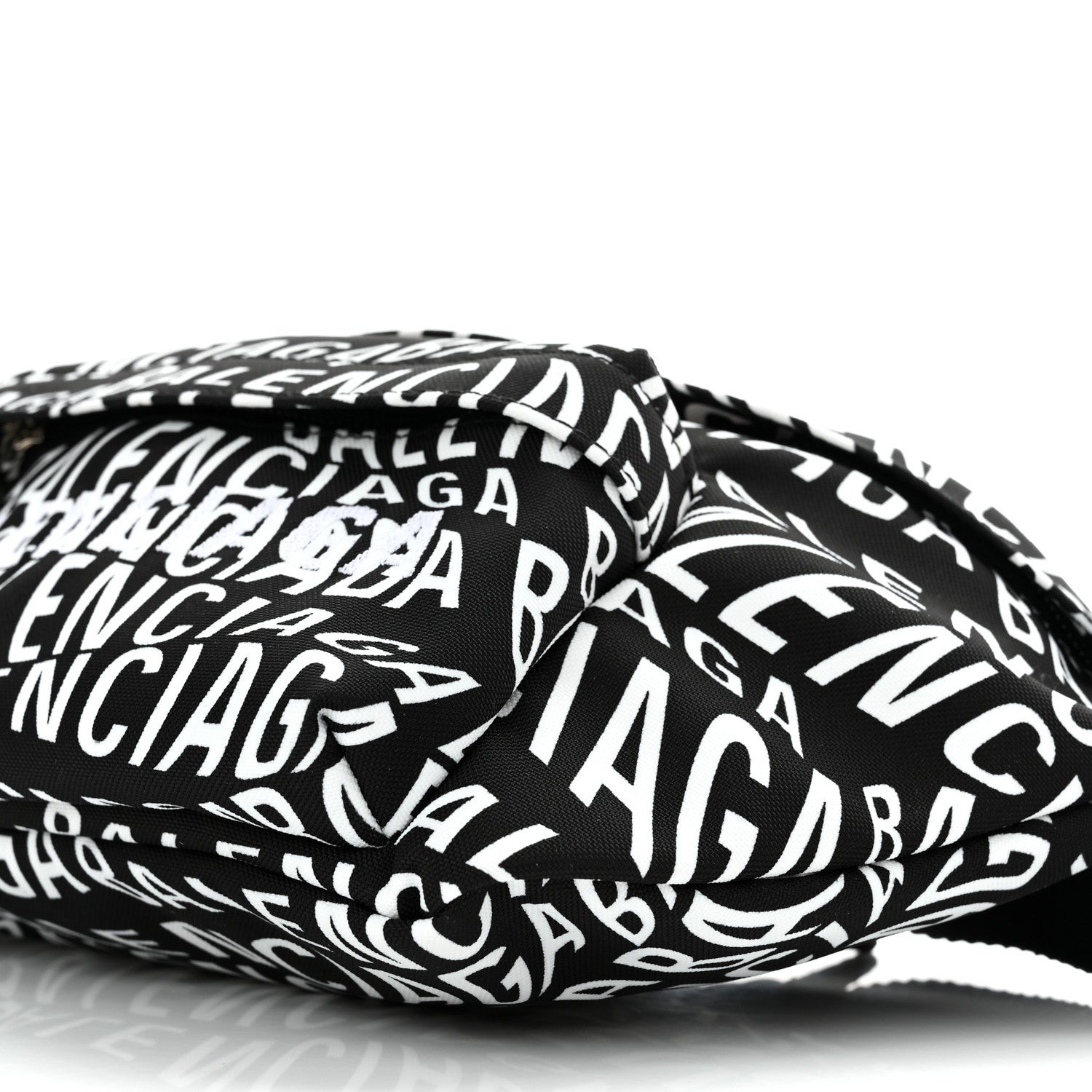 Balenciaga Nylon Wave Logo Print Wheel Beltpack Black White 10 of 10