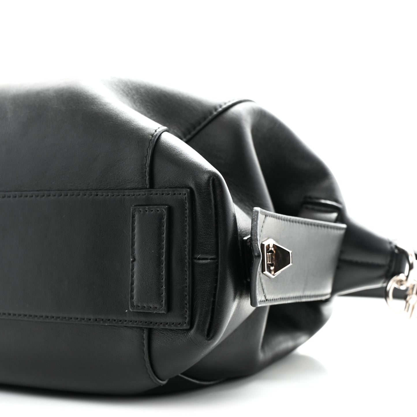 Smooth Calfskin Small Soft Antigona Black