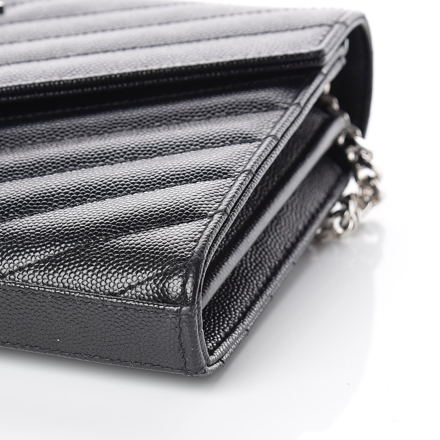 Saint Laurent Grain De Poudre Matelasse Chevron Monogram Chain Wallet Black 9 of 9