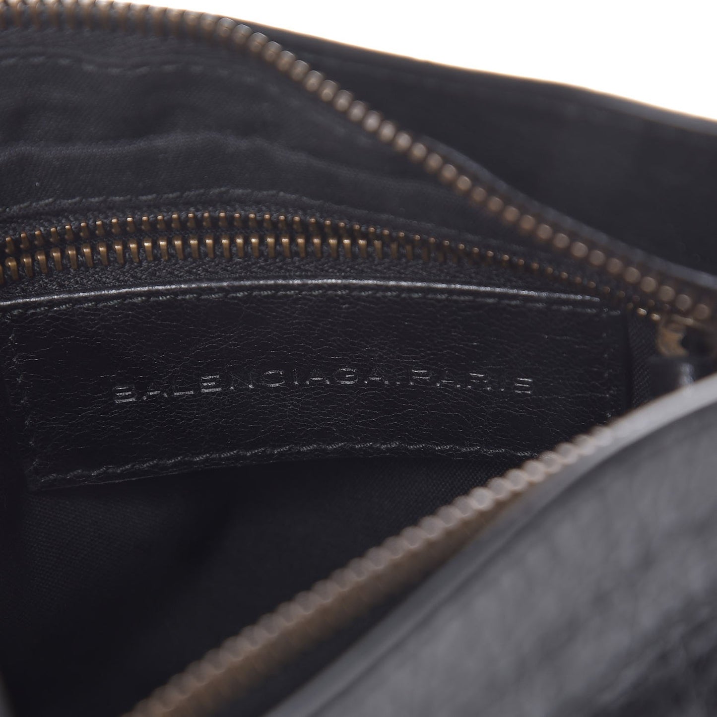 Agneau Classic Hardware Shoulder Shape Black