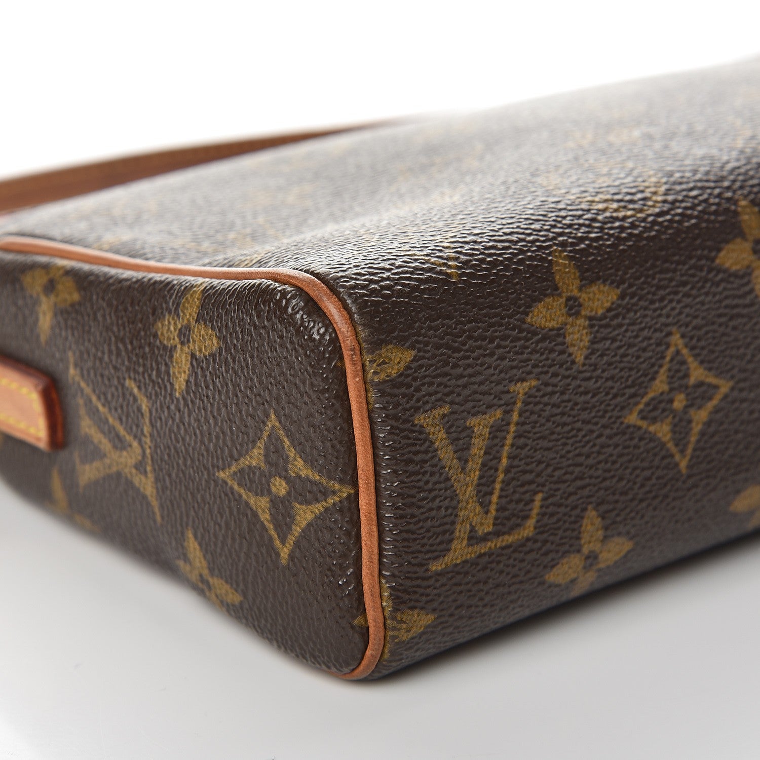 Louis Vuitton Monogram Recital 9 of 12