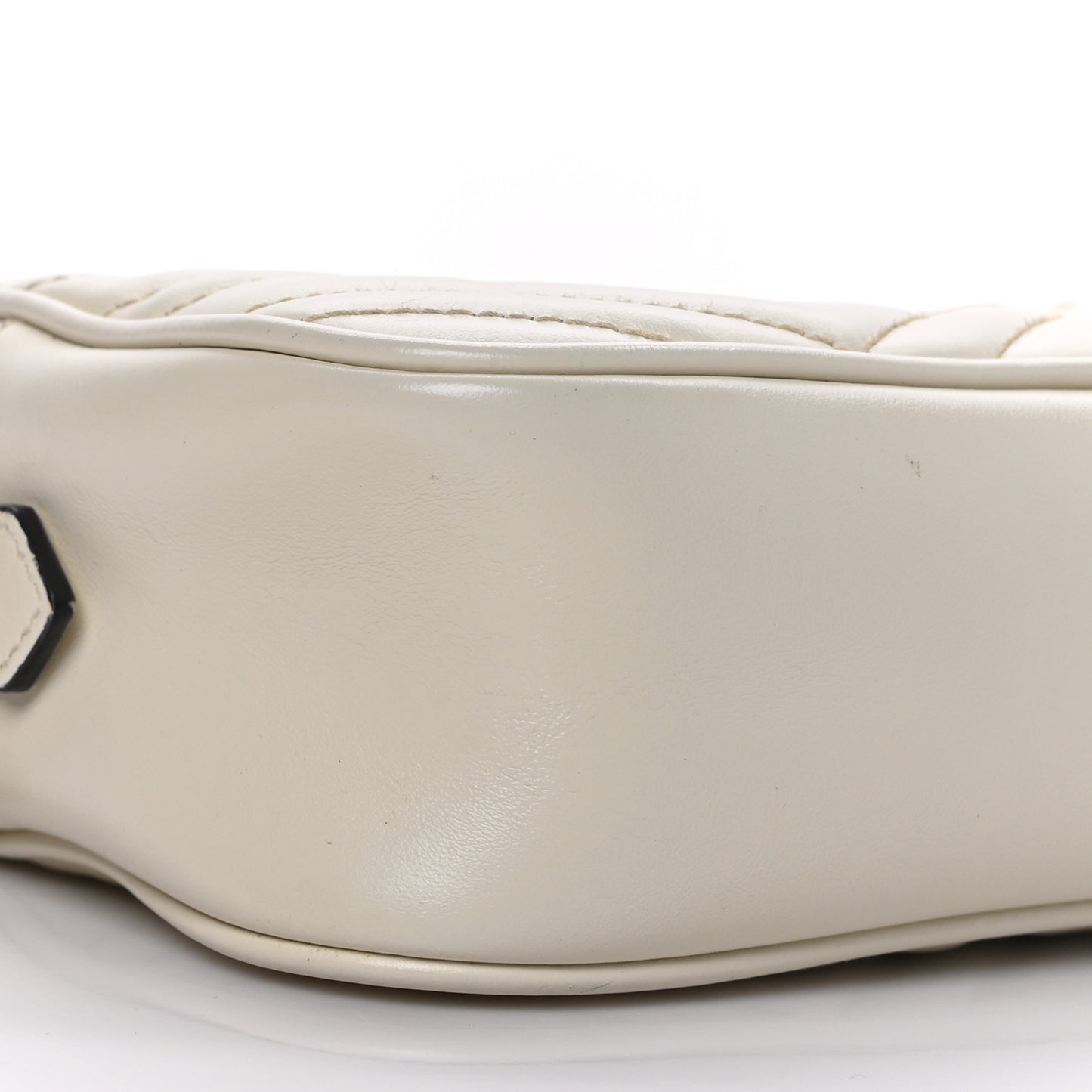 Calfskin Matelasse Small GG Marmont Chain Shoulder Bag White