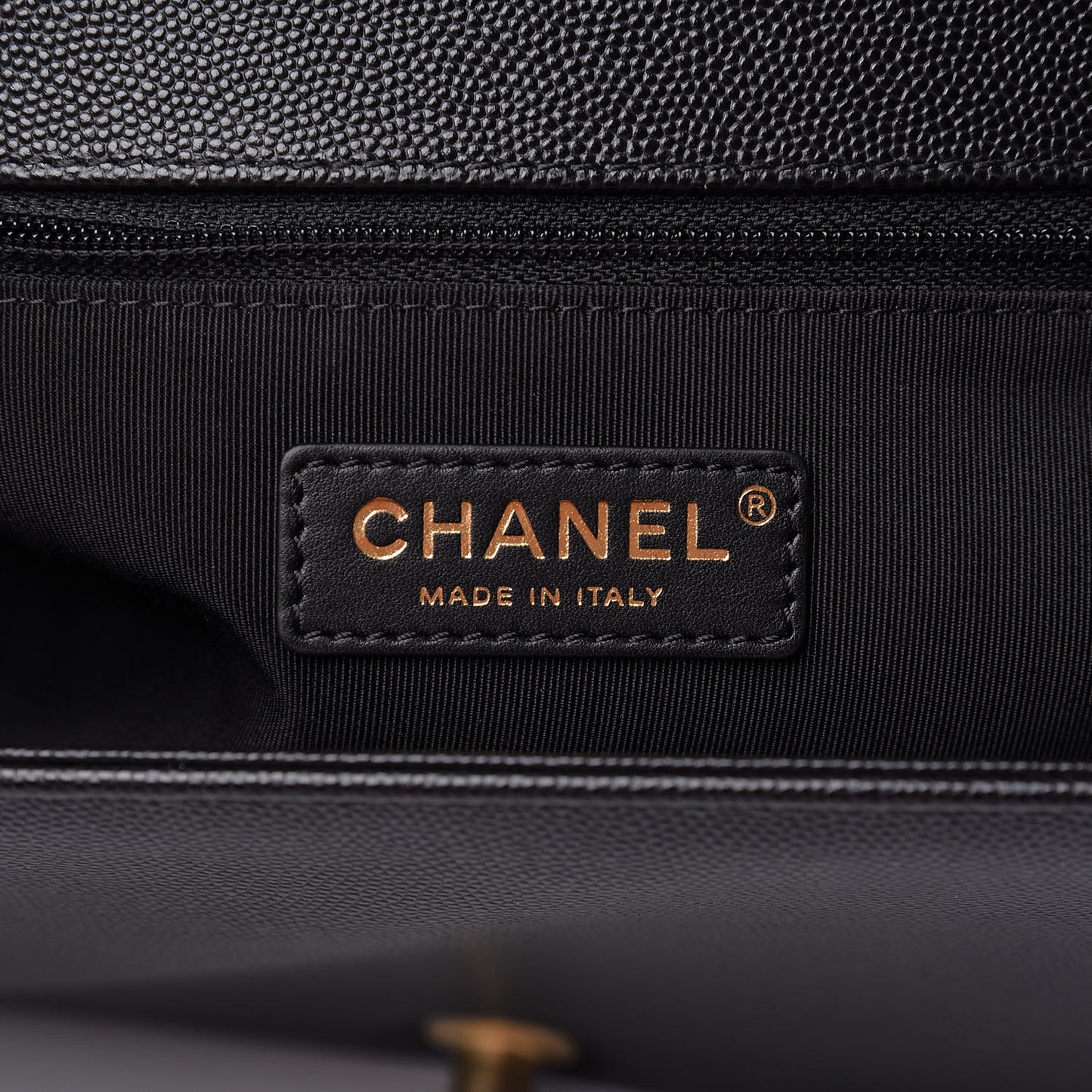 Caviar Quilted New Medium Boy Flap Black