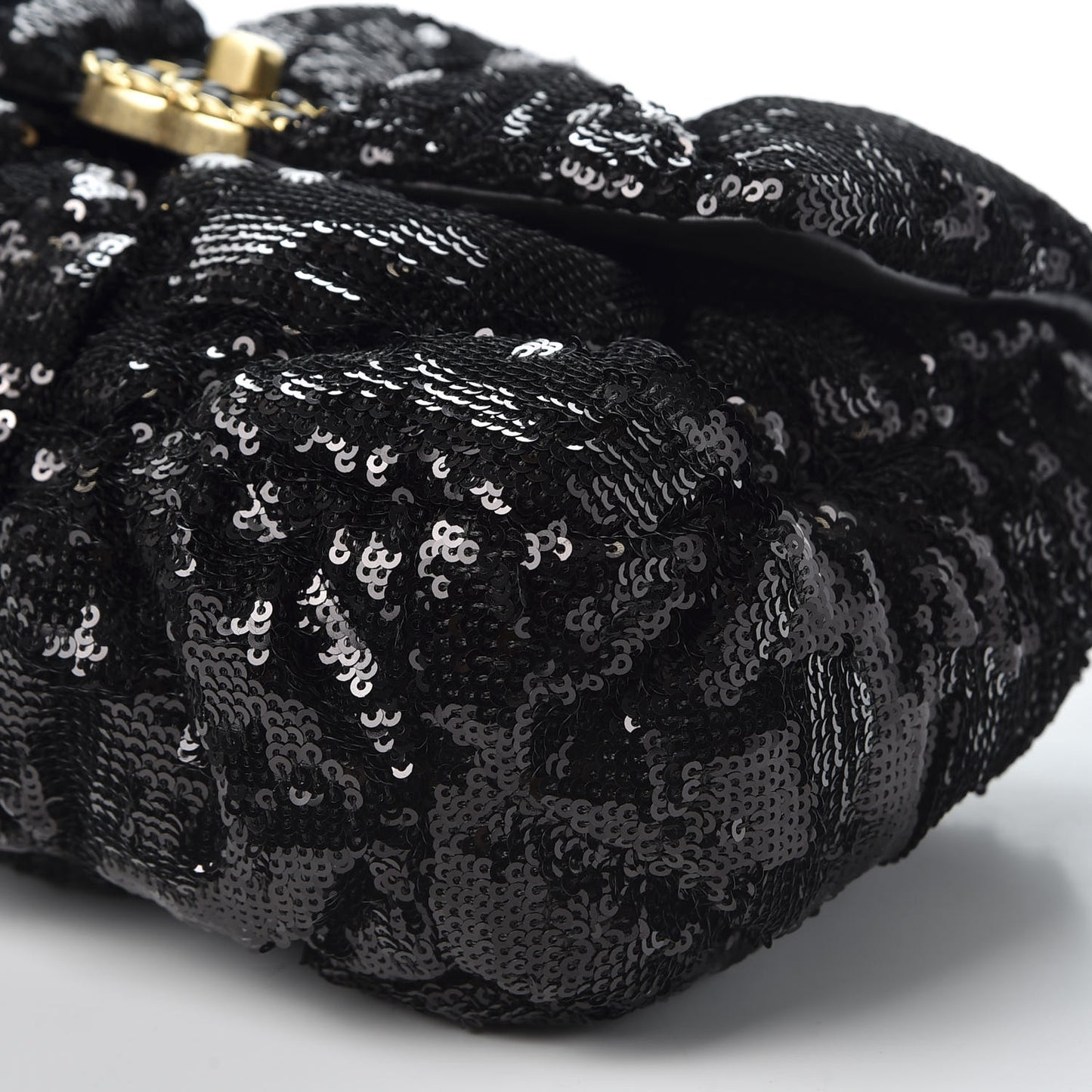 Sequin Quilted Medium 19 Flap Black