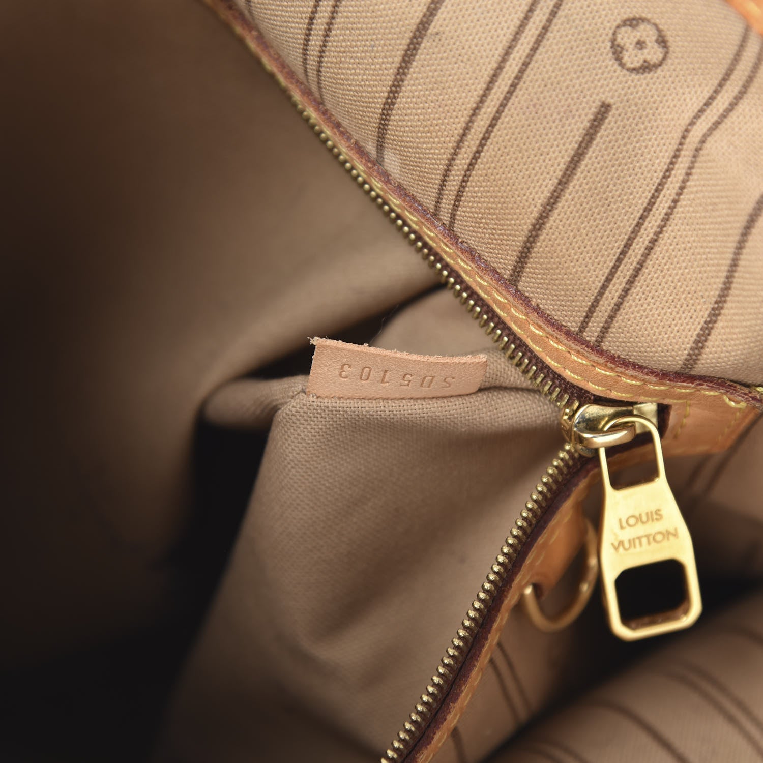 Louis Vuitton Monogram Delightful PM 8 of 21