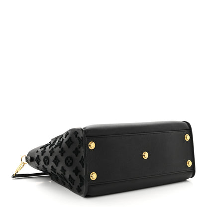 Louis Vuitton Calfskin Monogram Tufting On My Side Black 4 of 11