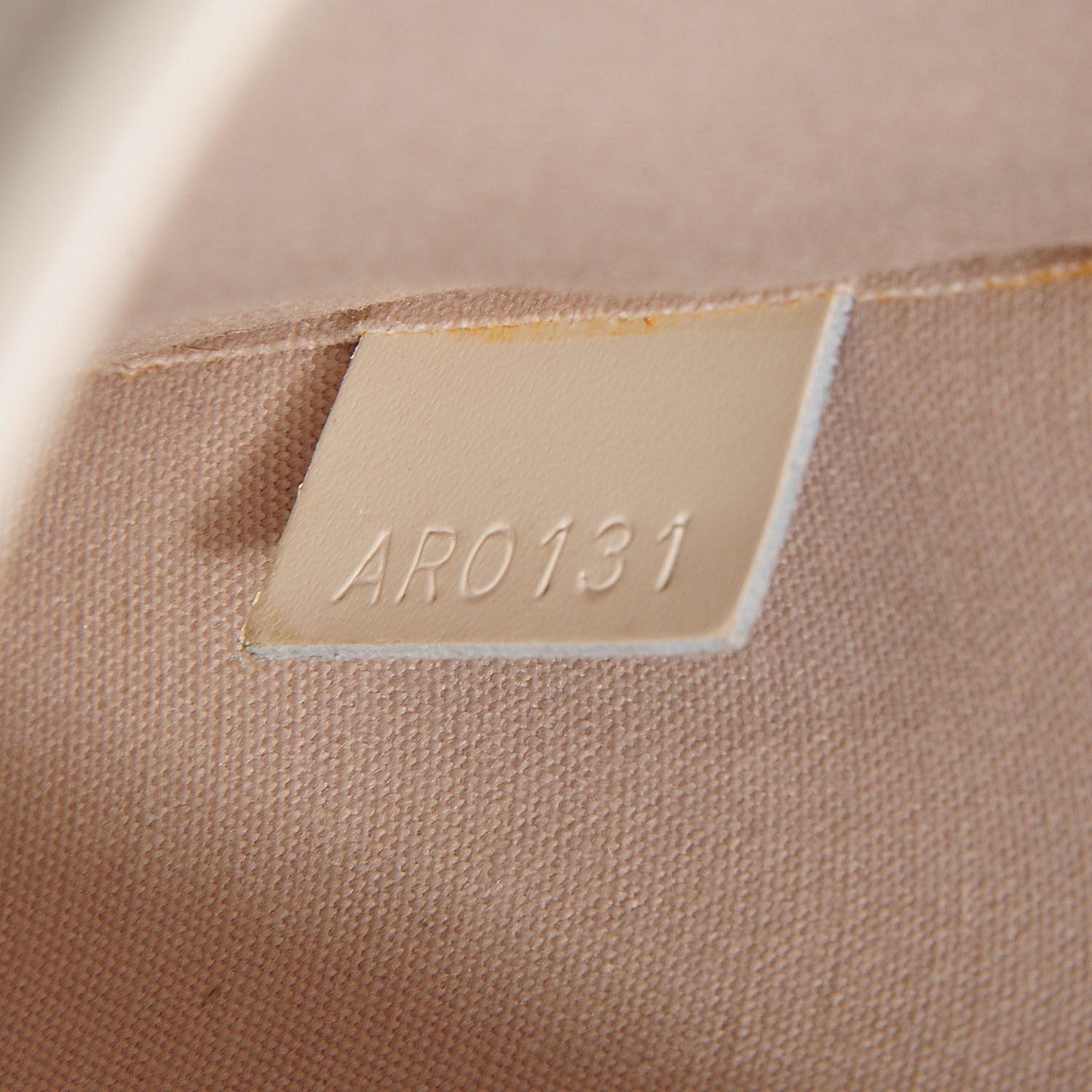 Louis Vuitton Epi Madeleine PM Ivory 7 of 7