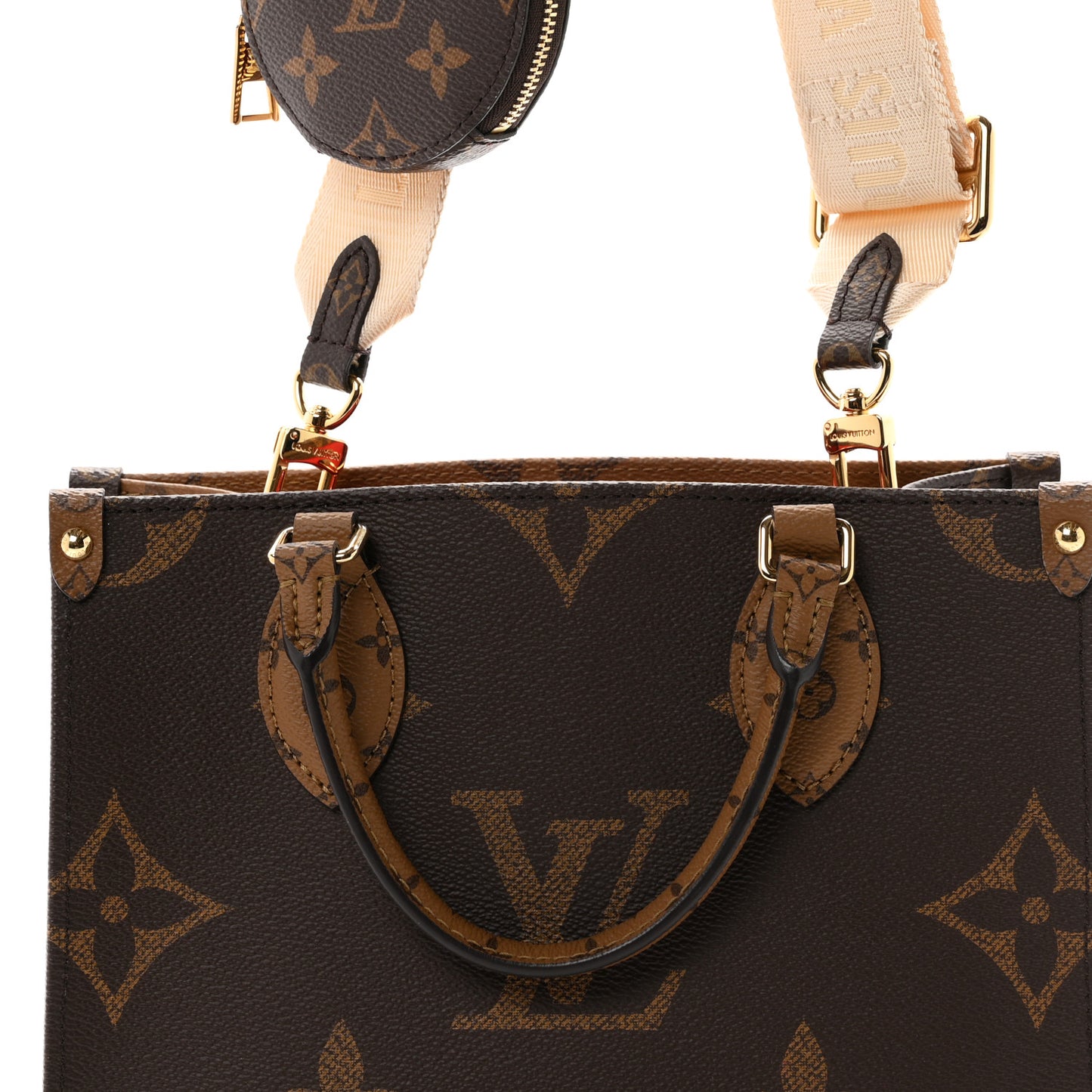 Reverse Monogram Giant Onthego PM