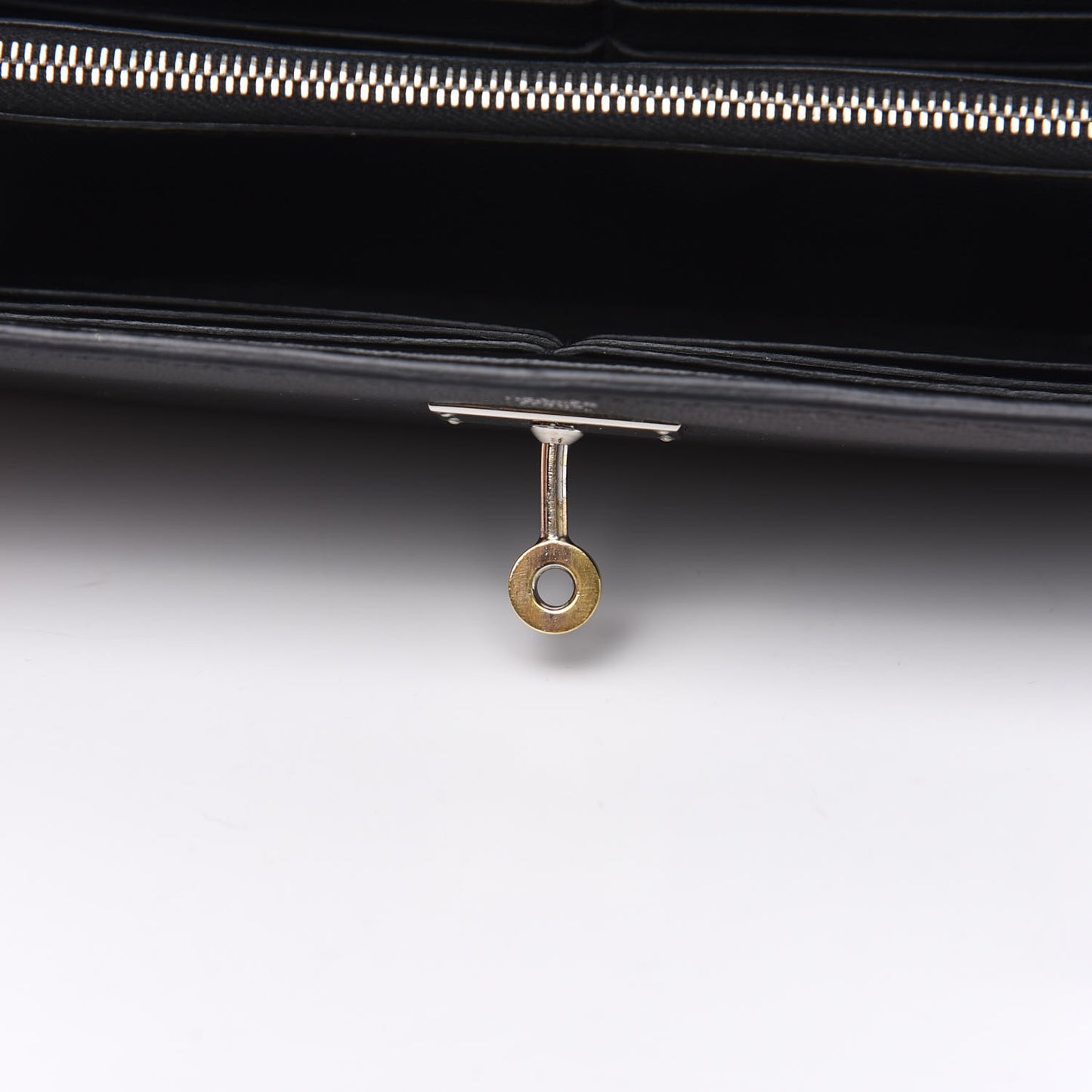 Chevre Mysore Kelly Longue Wallet Black