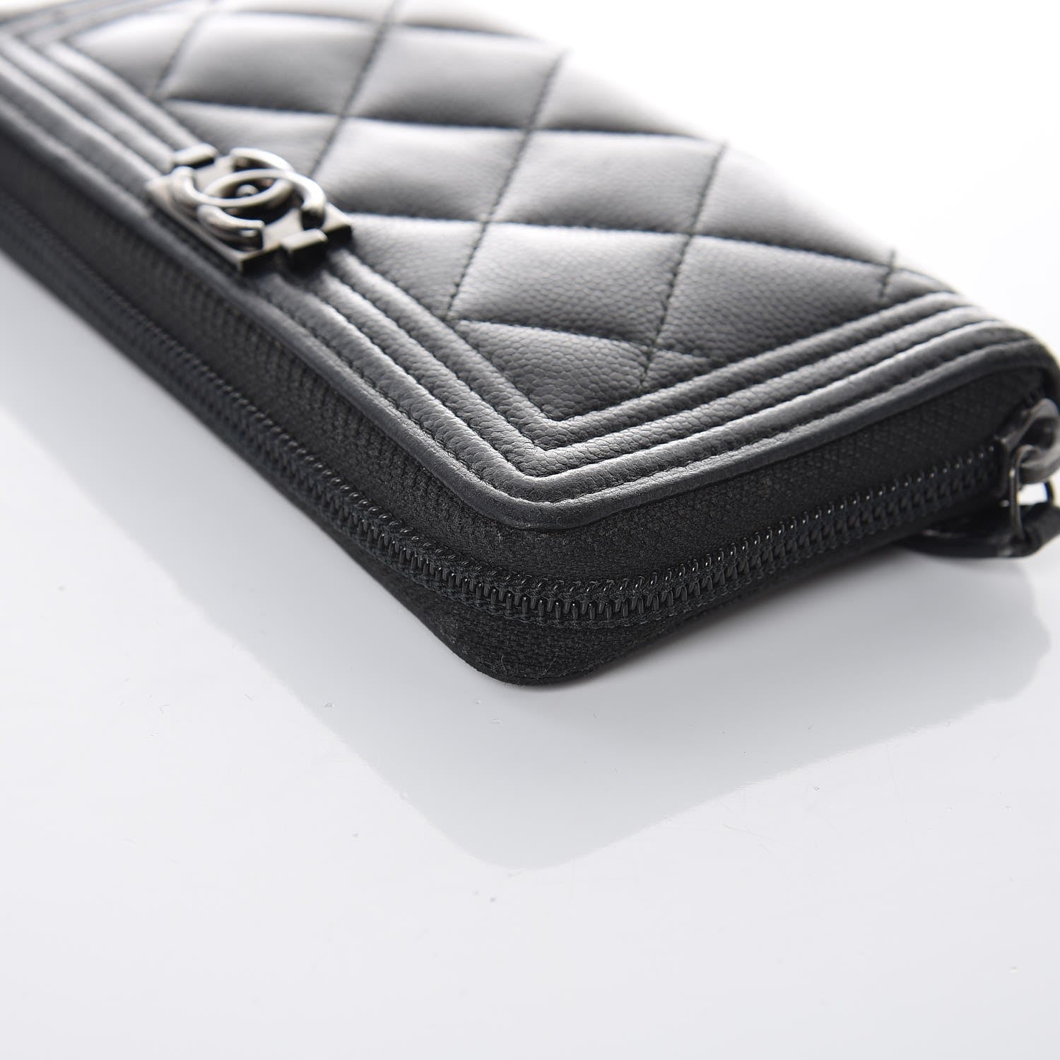Chanel Caviar Quilted Boy Small Zip Around Wallet So Black 13 of 21