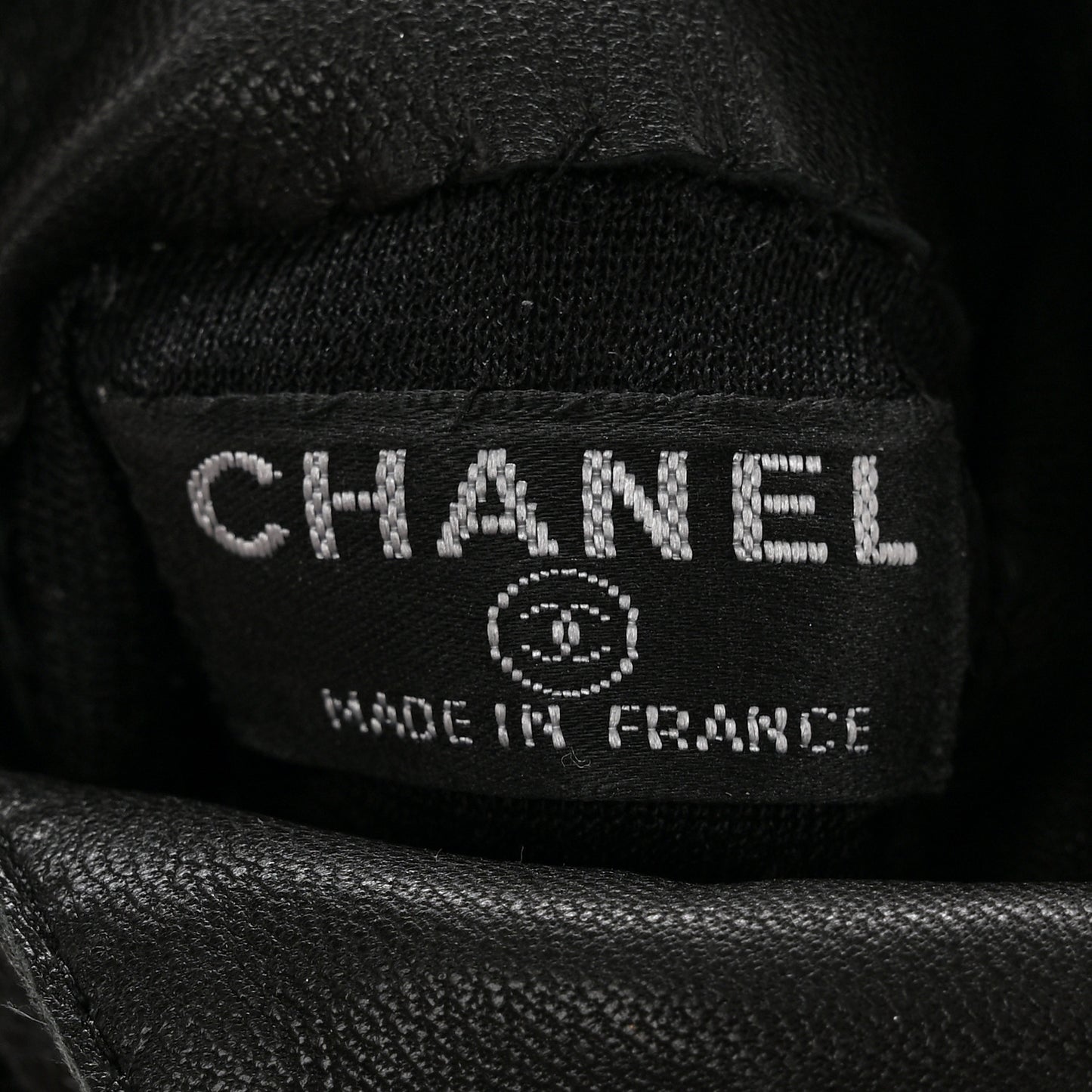 Lambskin Crocodile Embossed Chain Gloves 7.5 Black