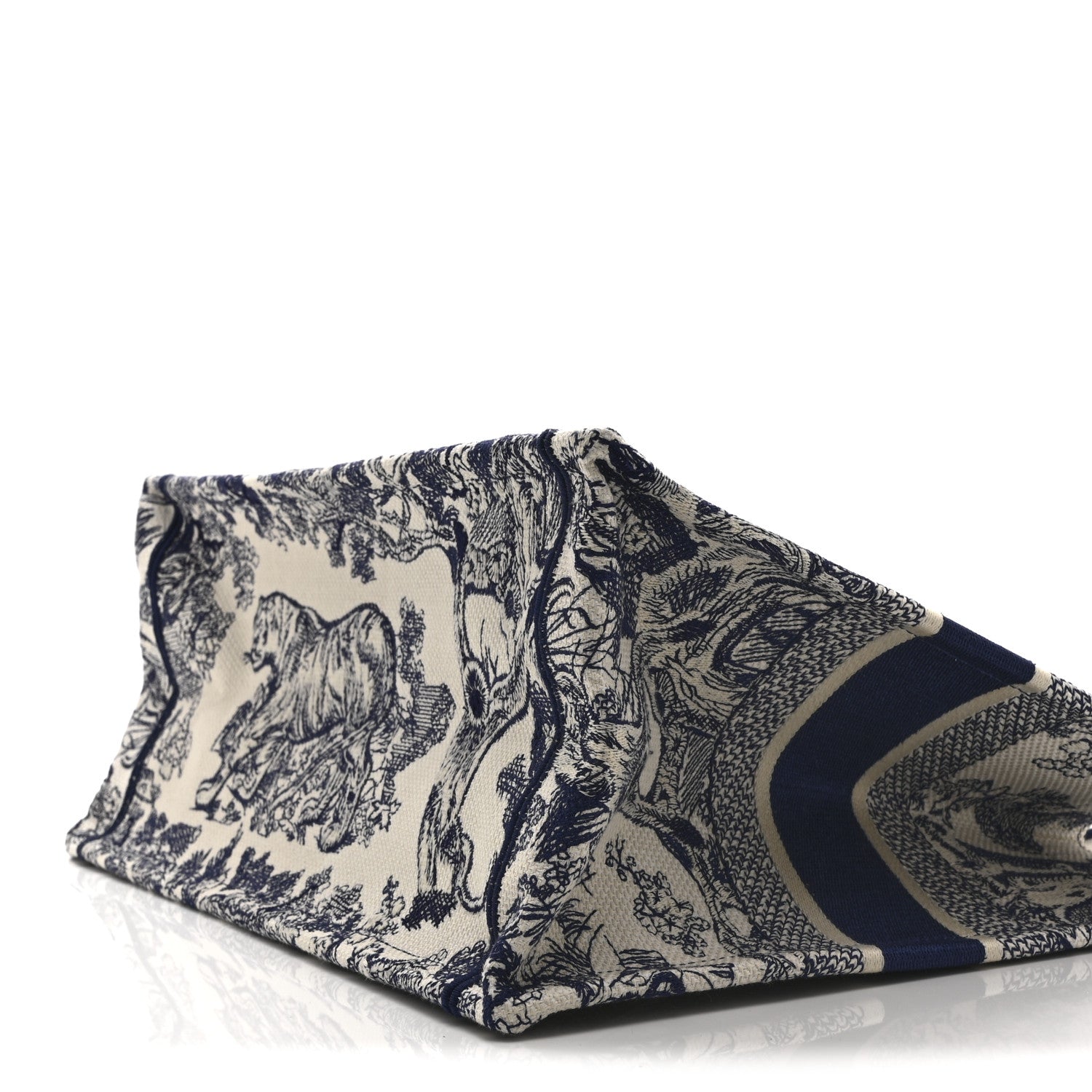 Christian Dior Canvas Embroidered Medium Dioriviera Toile De Jouy Book Tote Blue 10 of 11