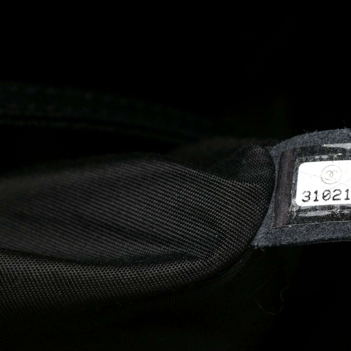 Caviar Quilted Sweet Classic Shopping Tote Black