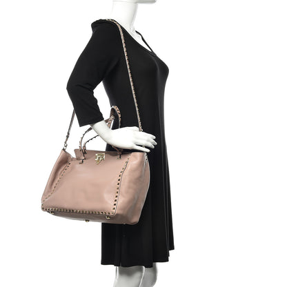 Valentino Garavani Vitello Medium Rockstud Tote Poudre 2 of 12