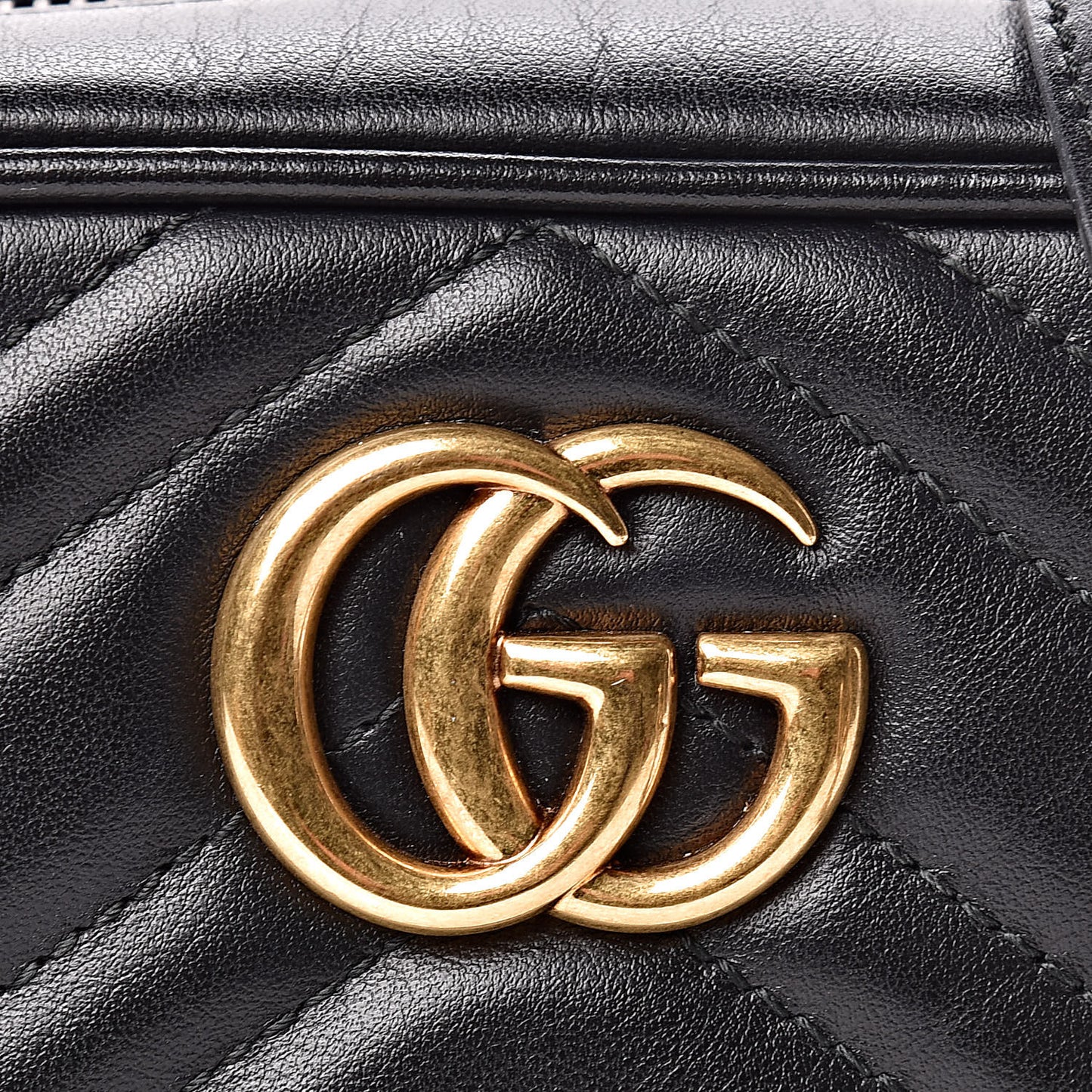 Calfskin Matelasse Mini GG Marmont Chain Shoulder Bag Black
