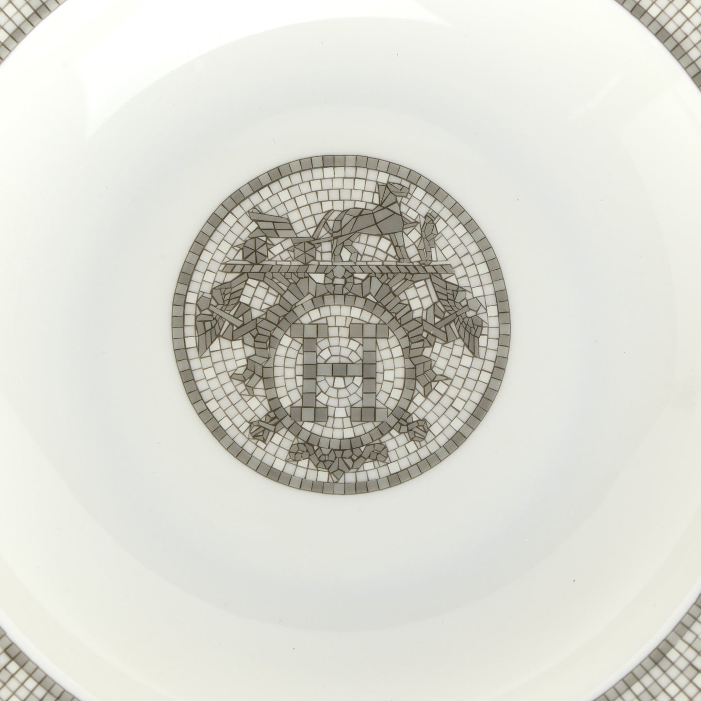Porcelain Mosaique Au 24 Soup Bowl Platine