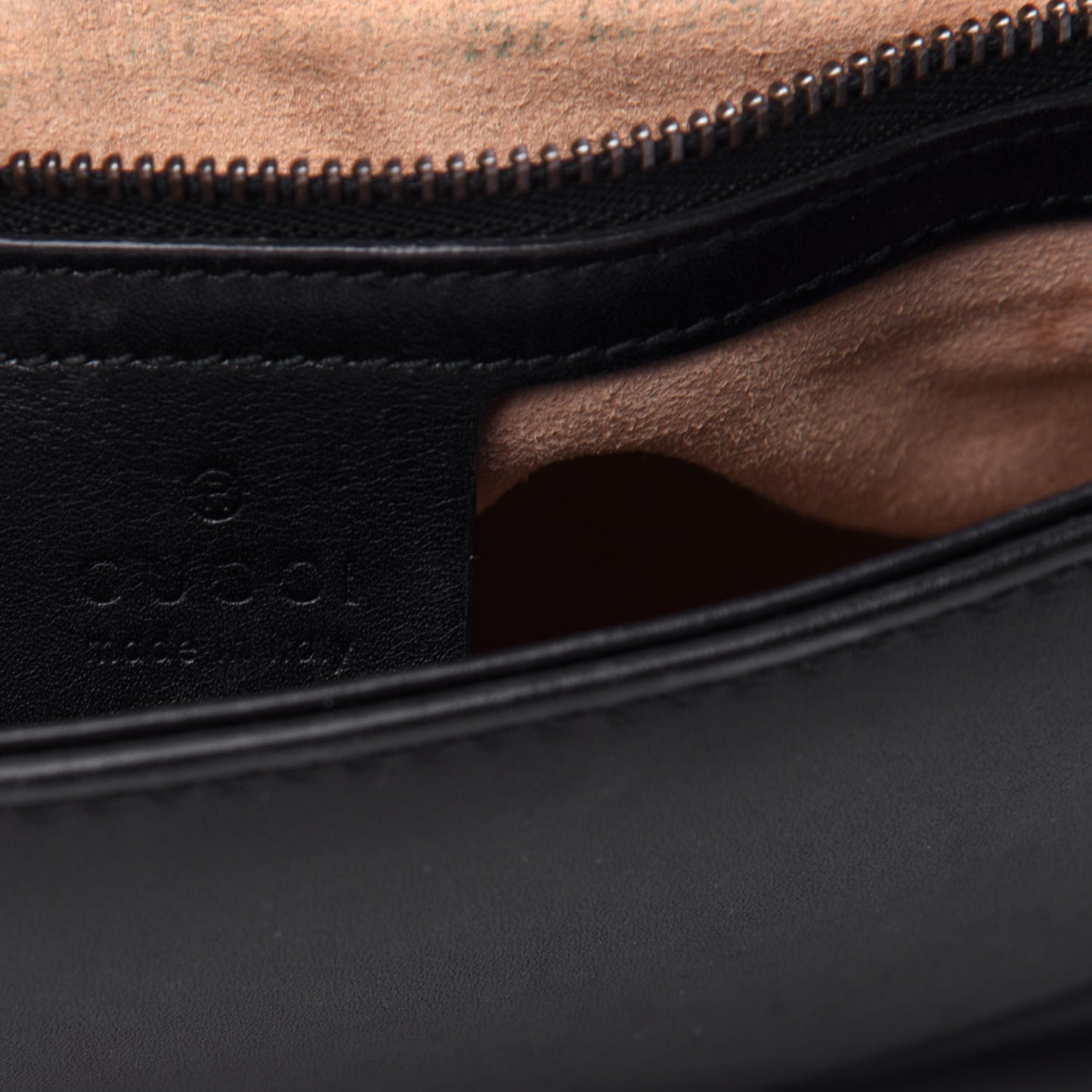 Calfskin Matelasse Medium GG Marmont Shoulder Bag Black