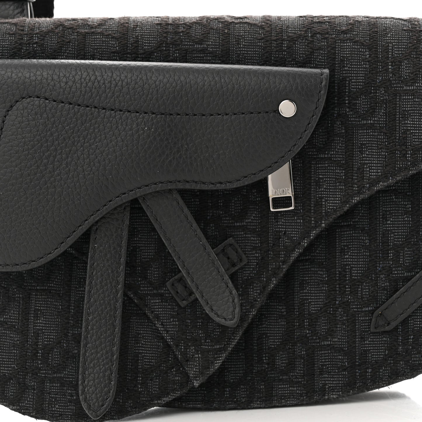Oblique Saddle Messenger Pouch Black Blue