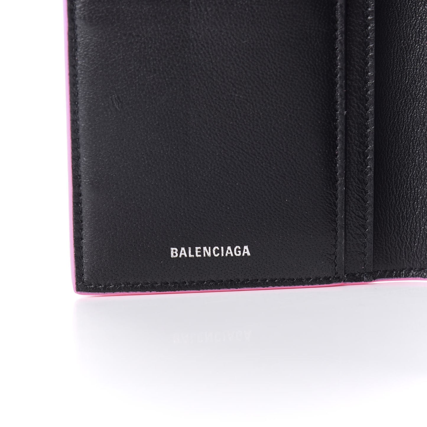 Ville Passport Cover Acid Pink