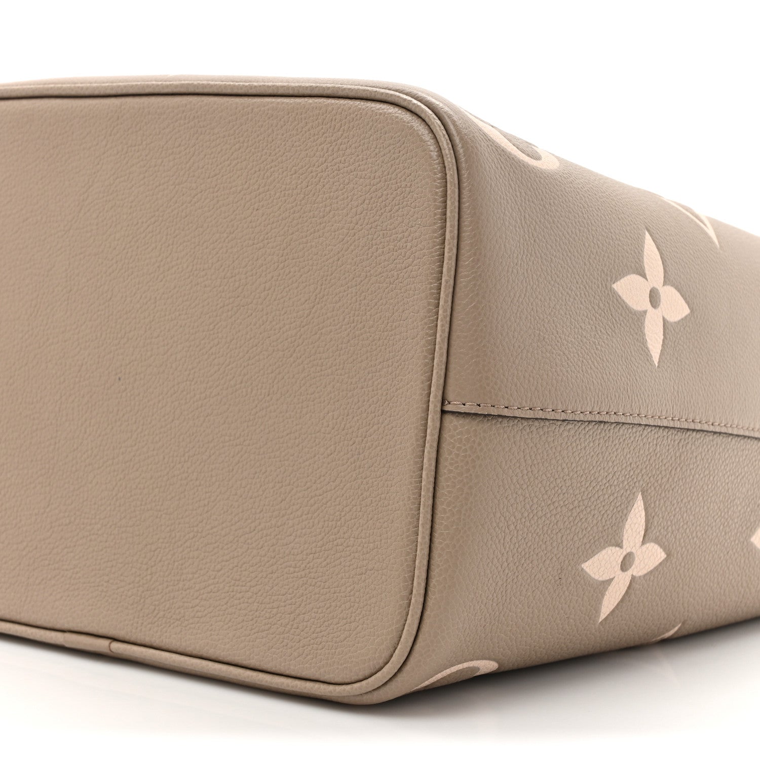 Louis Vuitton Empreinte Monogram Giant Neonoe MM Tourterelle Creme 8 of 12