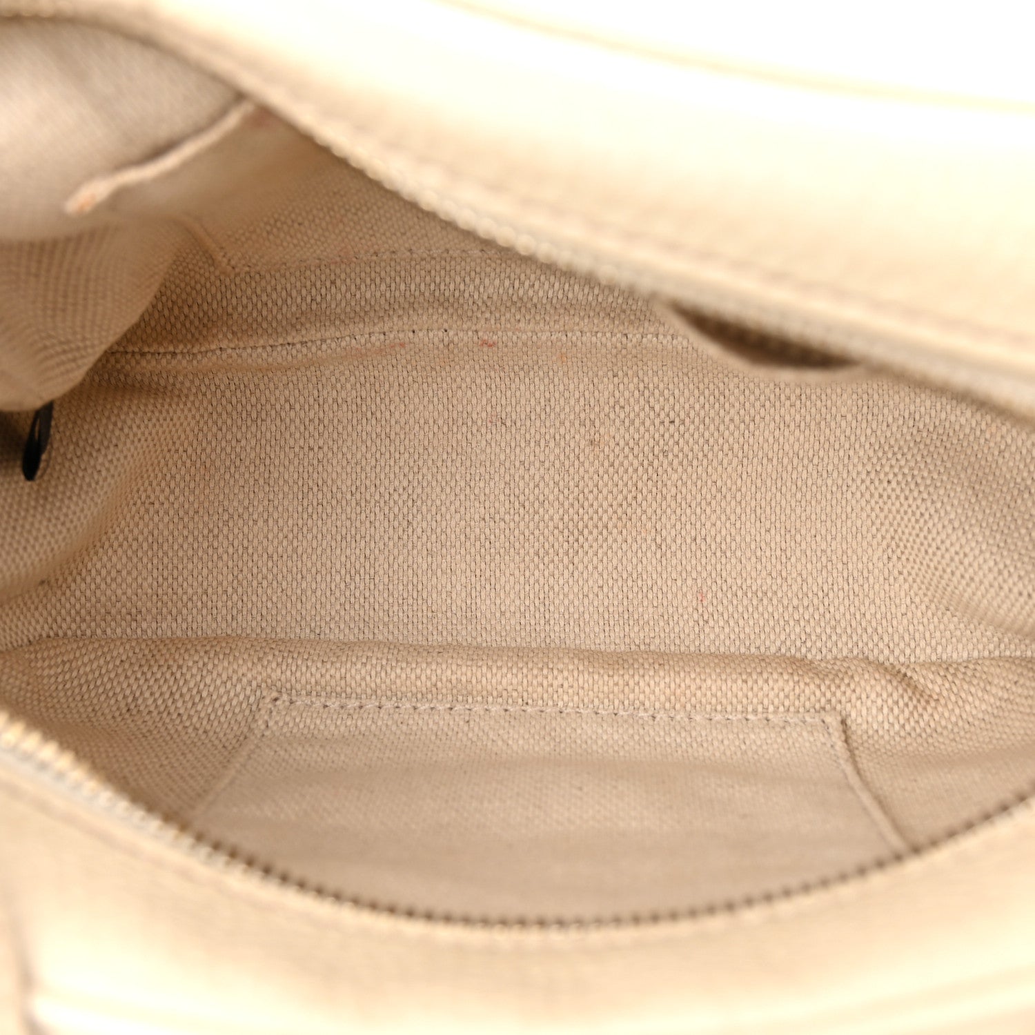 Gucci Pebbled Calfskin Small Soho Disco Bag Off White 5 of 15