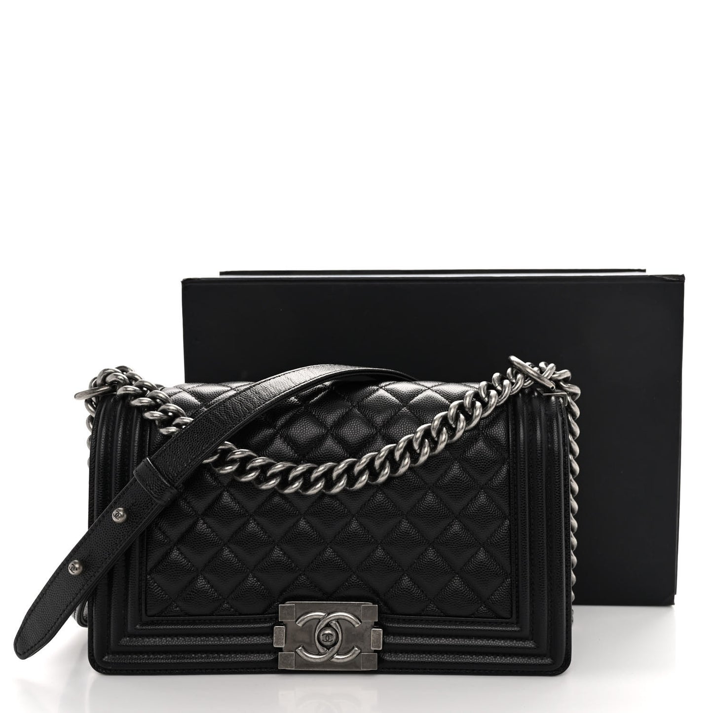 Caviar Quilted Medium Boy Flap Black