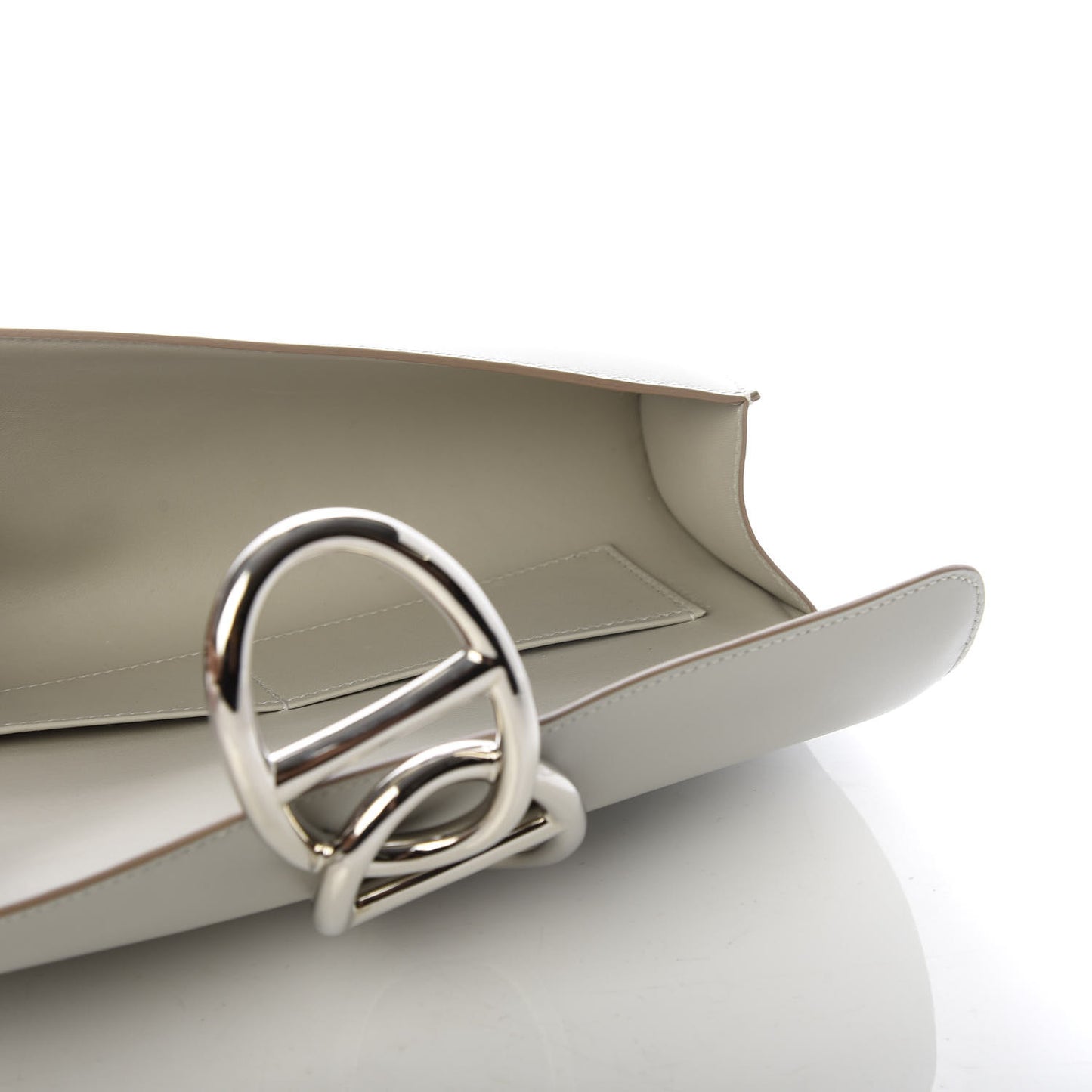 Tadelakt Egee Clutch Gris Perle