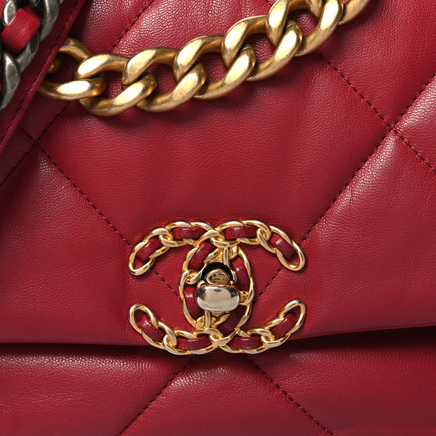 Chanel Goatskin Quilted Medium Chanel 19 Flap Red 8 of 12