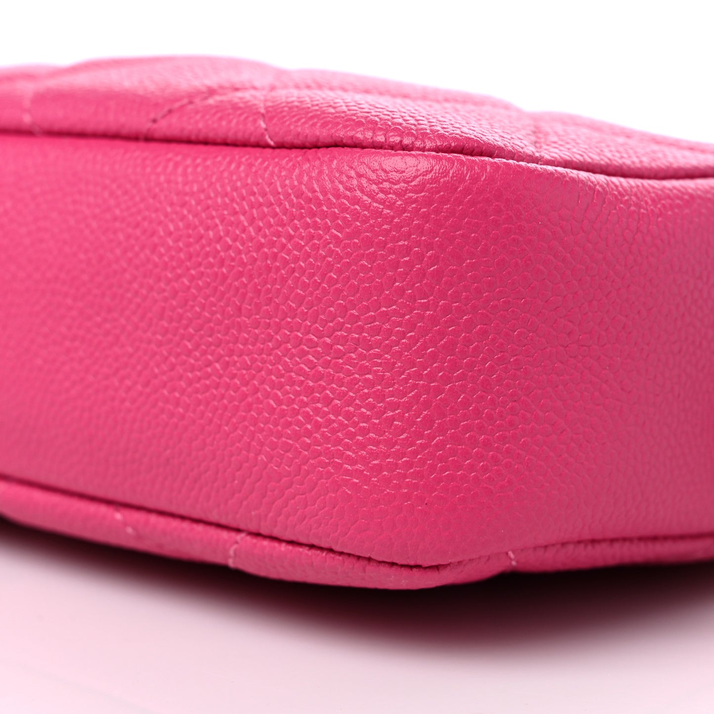 Shiny Caviar Quilted Chain Melody Camera Bag Fuchsia