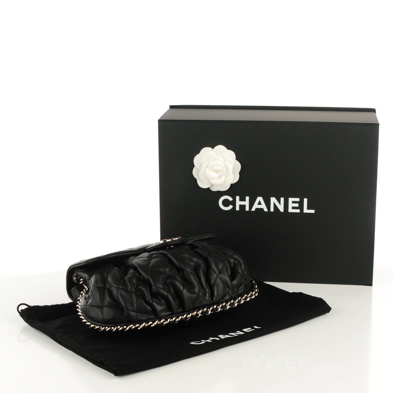 Chanel Washed Lambskin Quilted Medium Chain Around Messenger Black 4 of 6