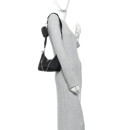 Prada Re-Nylon Saffiano Re-Edition 2005 Shoulder Bag Black 2 of 11