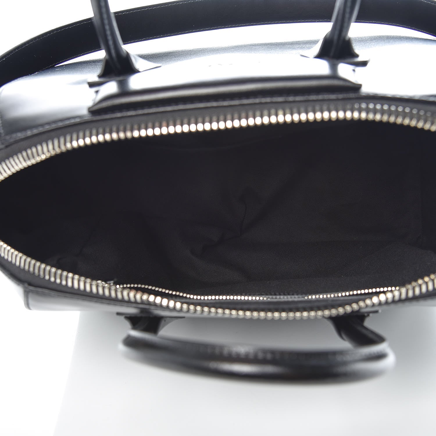 Givenchy Shiny Lord Calfskin Medium Antigona Black 7 of 9