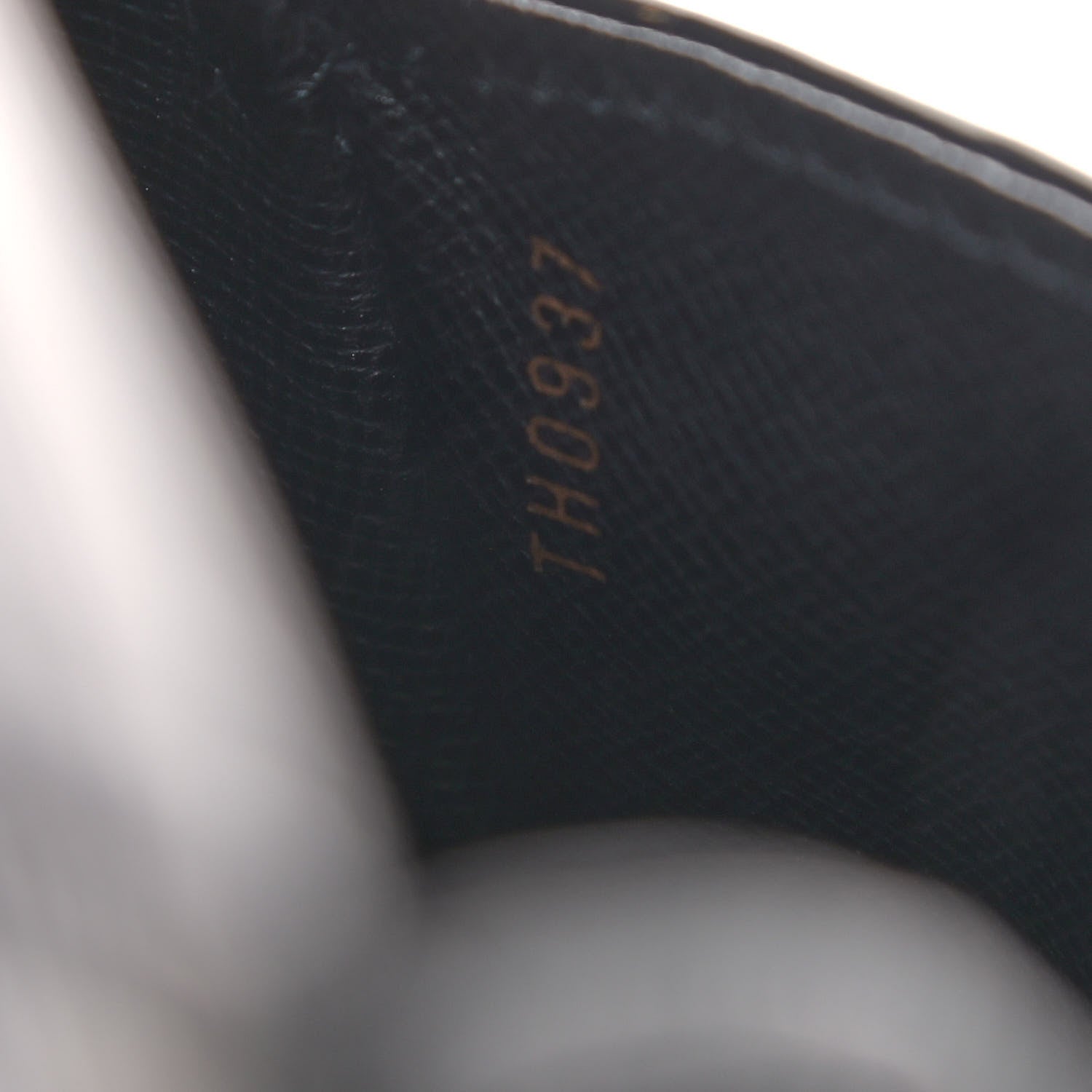 Louis Vuitton Epi Saint Cloud PM Black 7 of 13