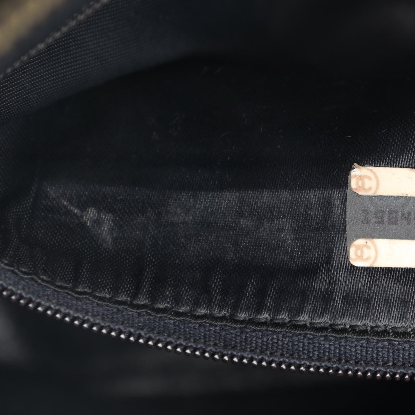 Lambskin Quilted CC Tassel Camera Case Black