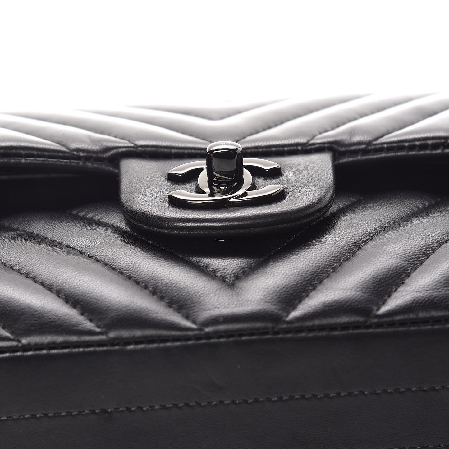 Lambskin Chevron Quilted Medium Double Flap So Black
