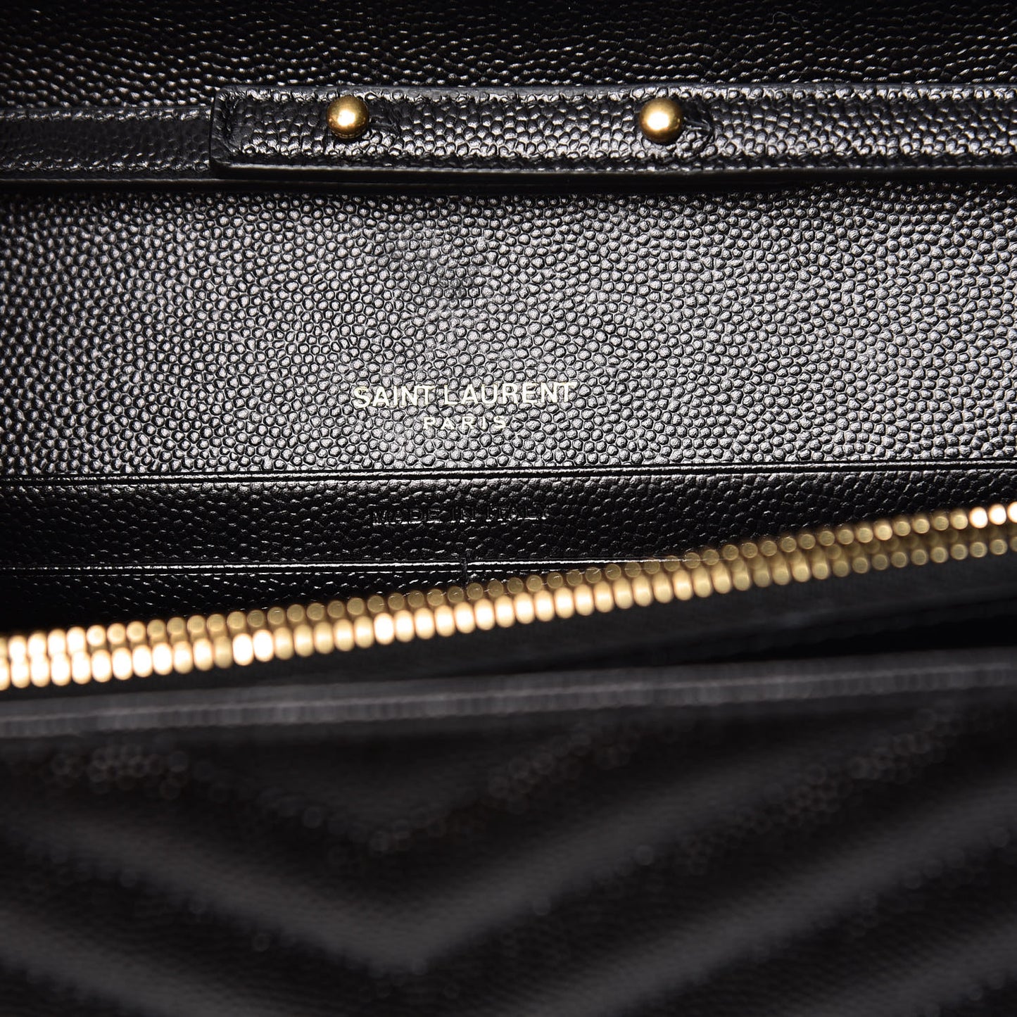 Grain De Poudre Matelasse Chevron Monogram Chain Wallet Black