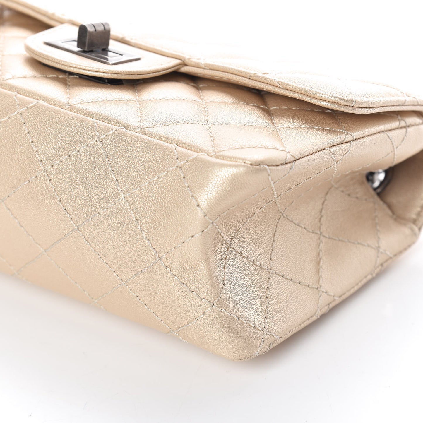 Metallic Sheepskin Quilted 2.55 Reissue Mini Flap Beige