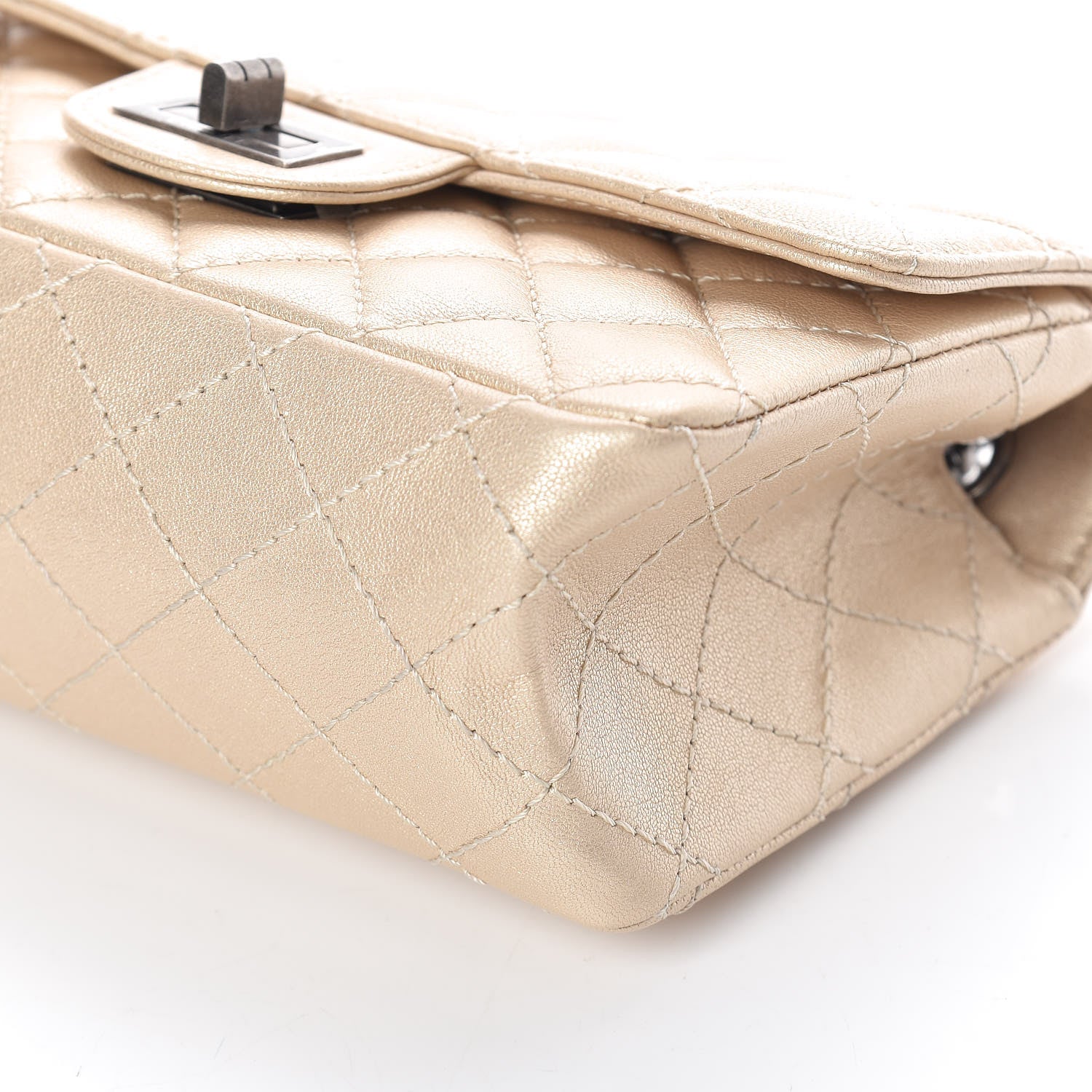 Chanel Metallic Sheepskin Quilted 2.55 Reissue Mini Flap Beige 6 of 11
