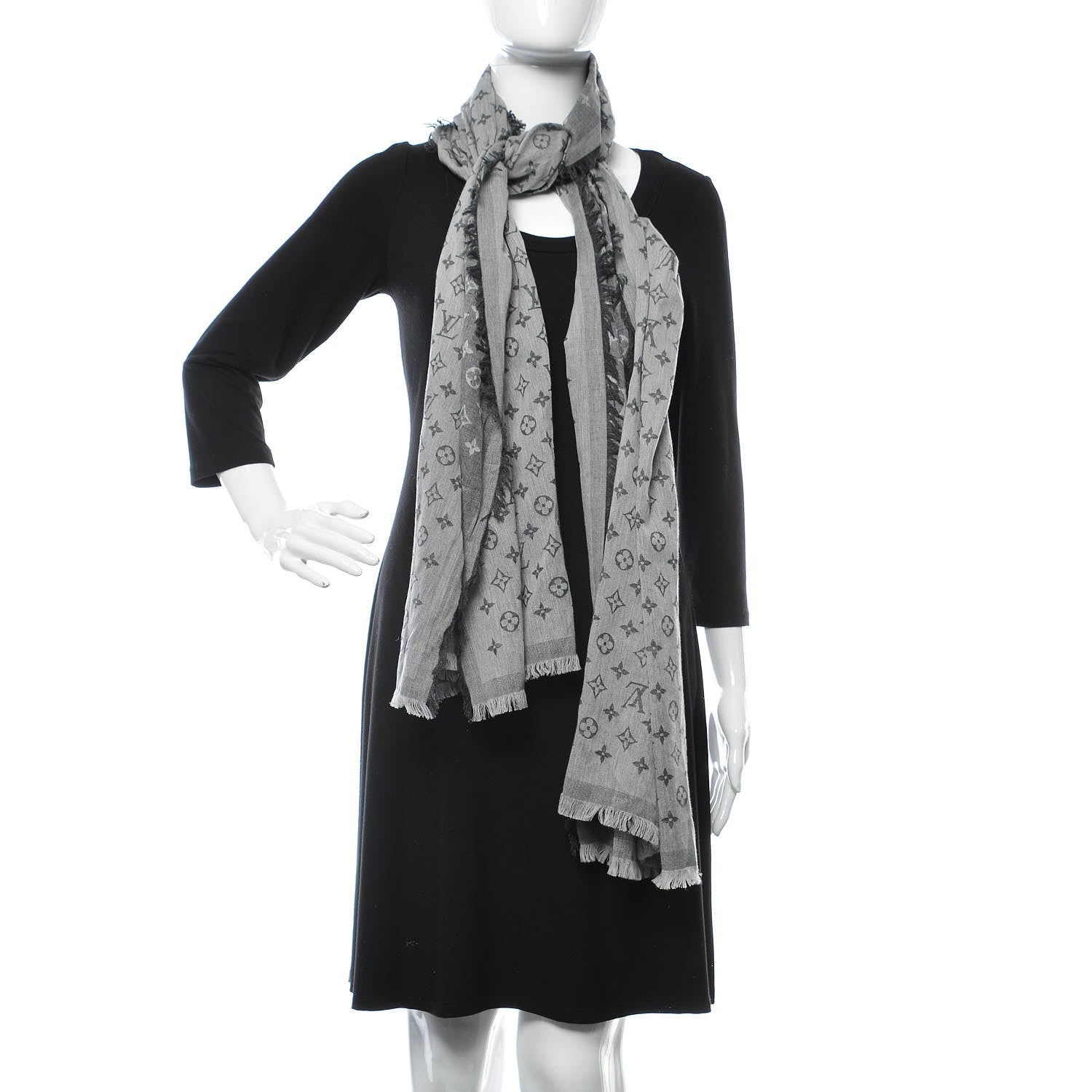 Louis Vuitton Cotton Monogram Essential Stole Gris 2 of 5