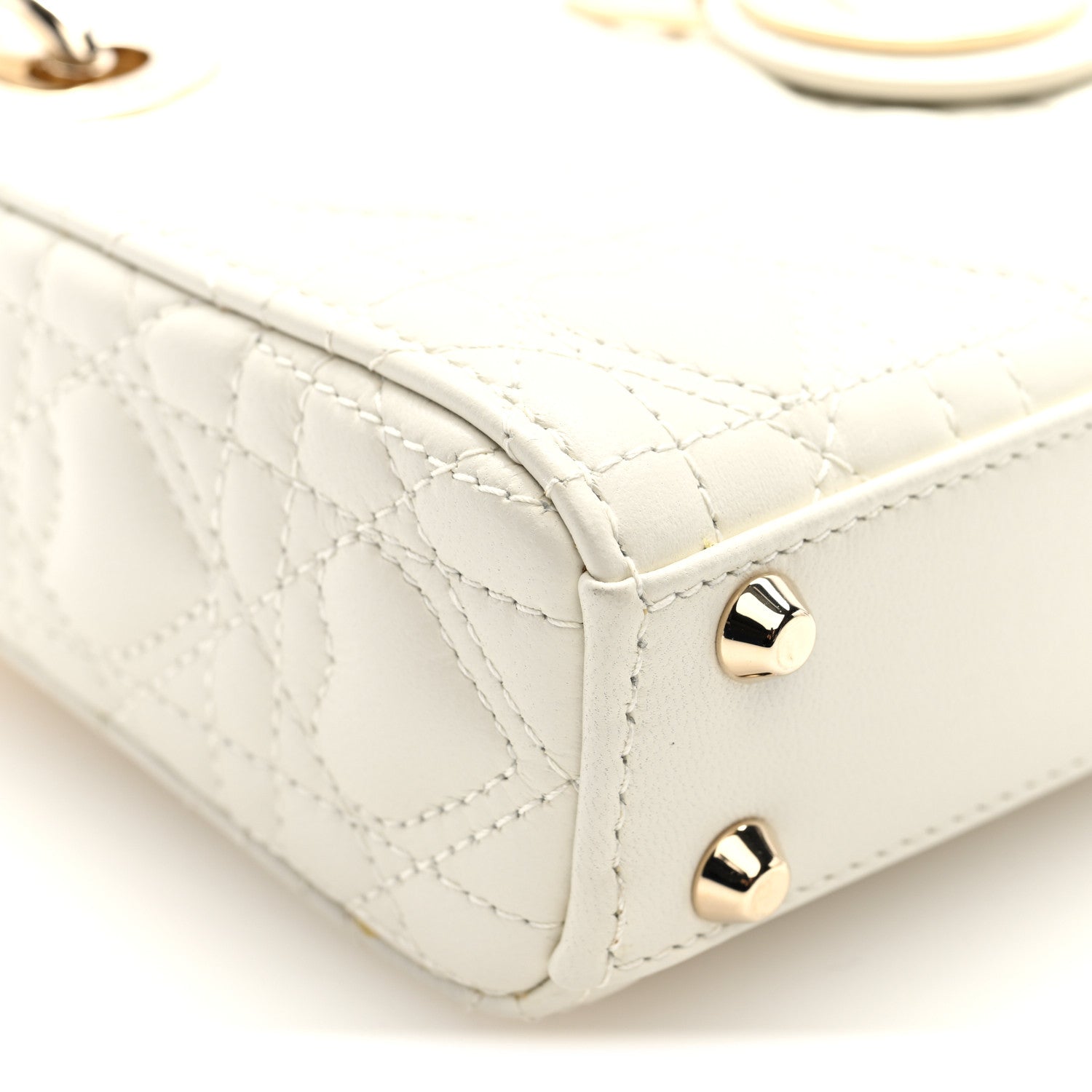 Dior ホワイト 0CD001843__3100L1_030A.png