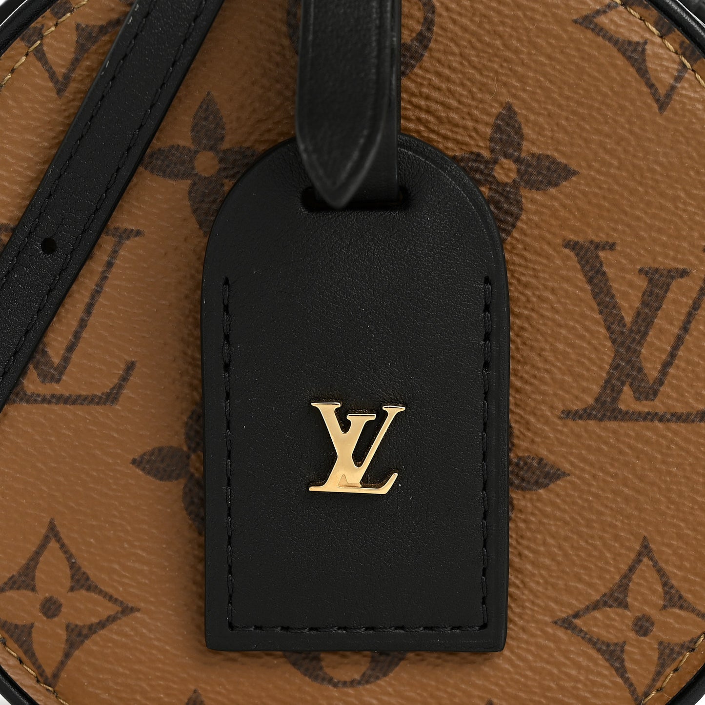 Reverse Monogram Mini Boite Chapeau