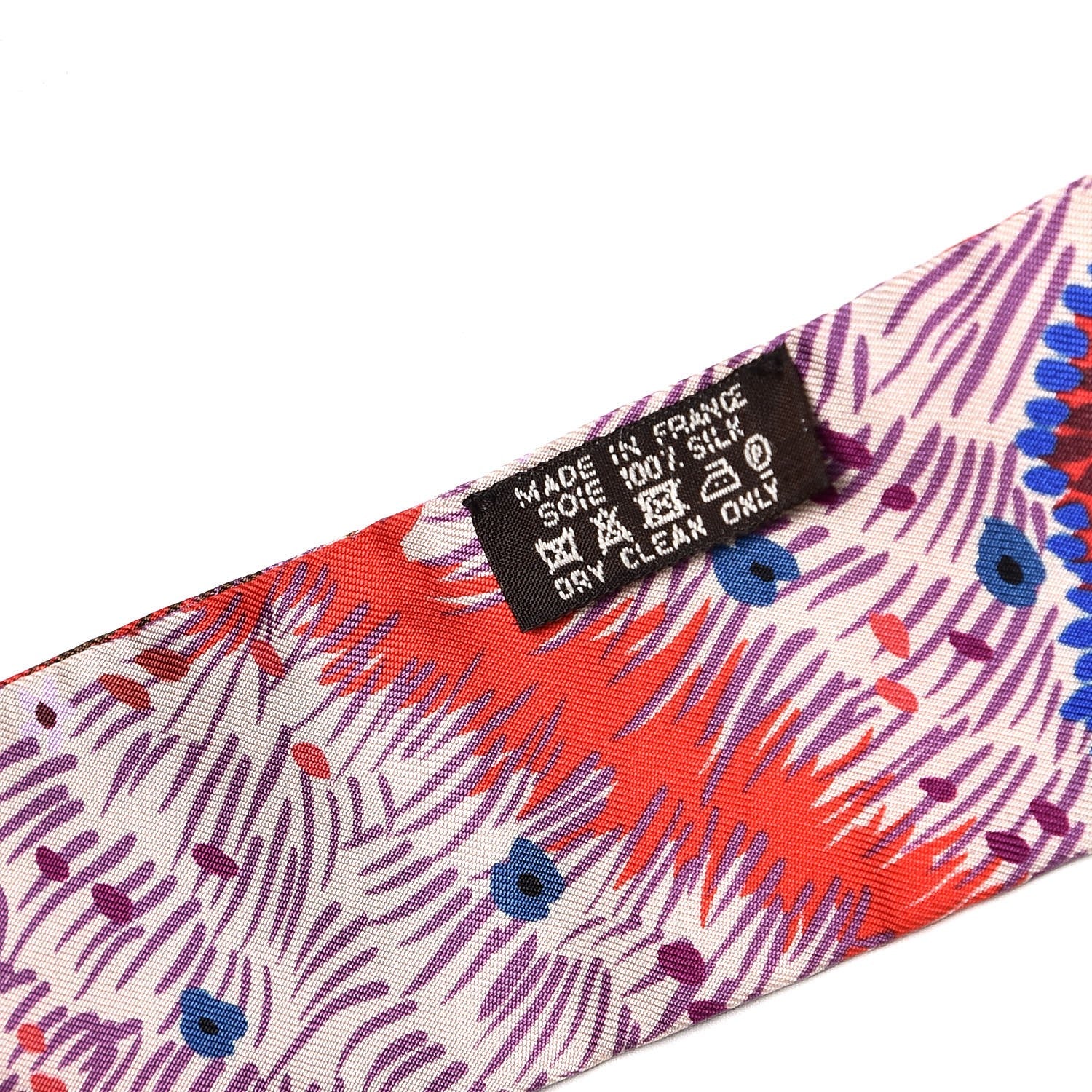 Hermes Silk Dans un Jardin Anglais Twilly Fuchsia Rouge Bleu Roy 3 of 4