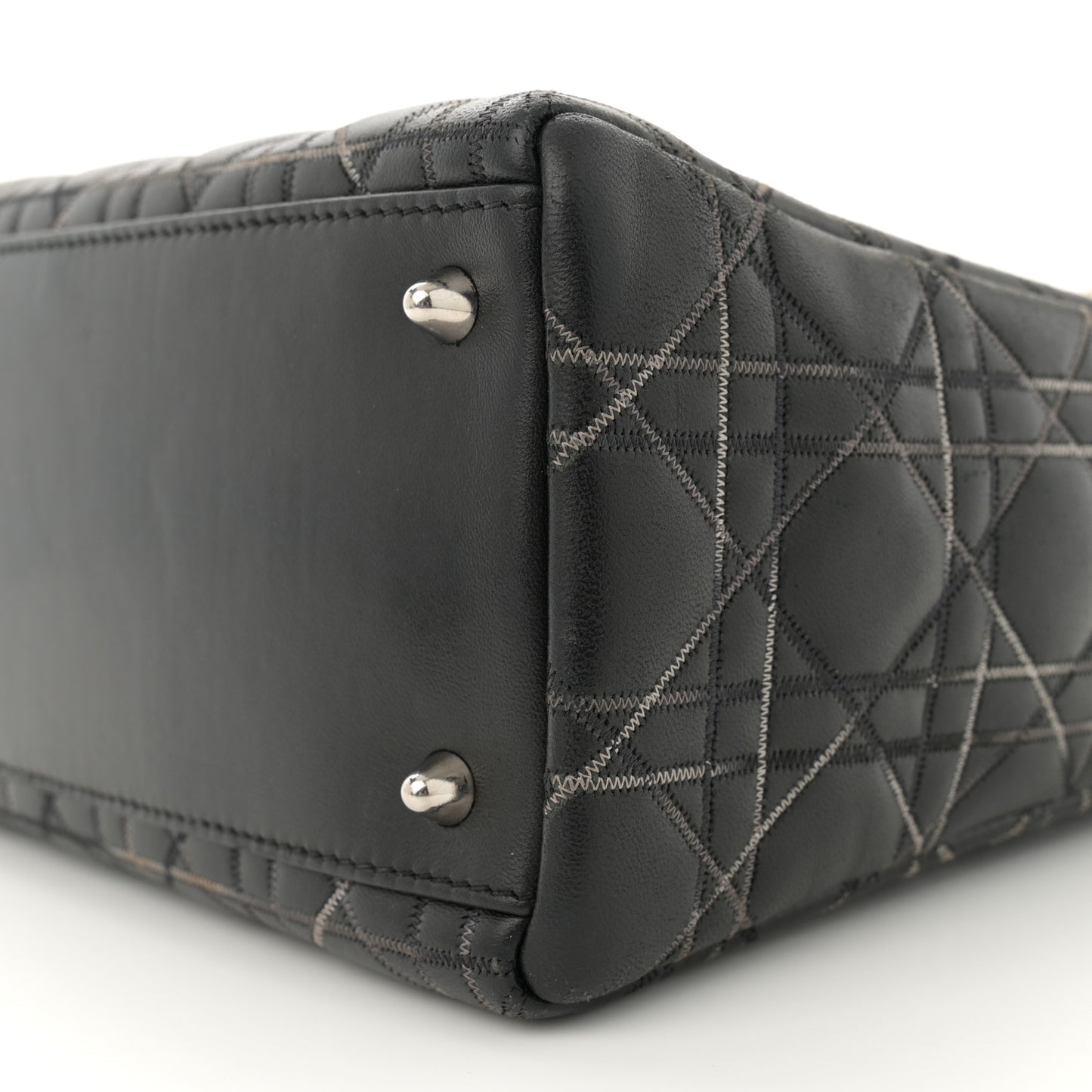Lambskin Cannage Contrast Stitch Medium Lady Dior Black