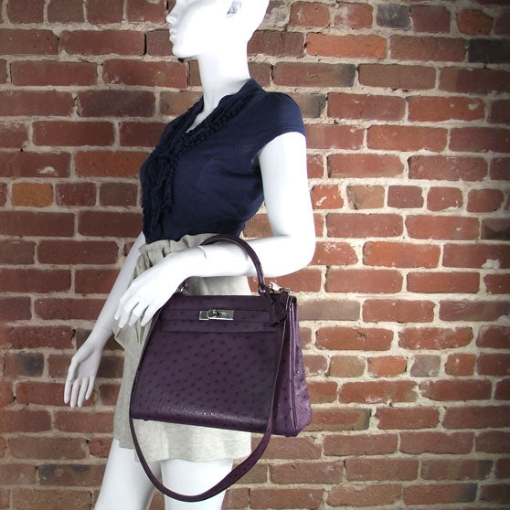 Ostrich Kelly 28 Handbag Violet