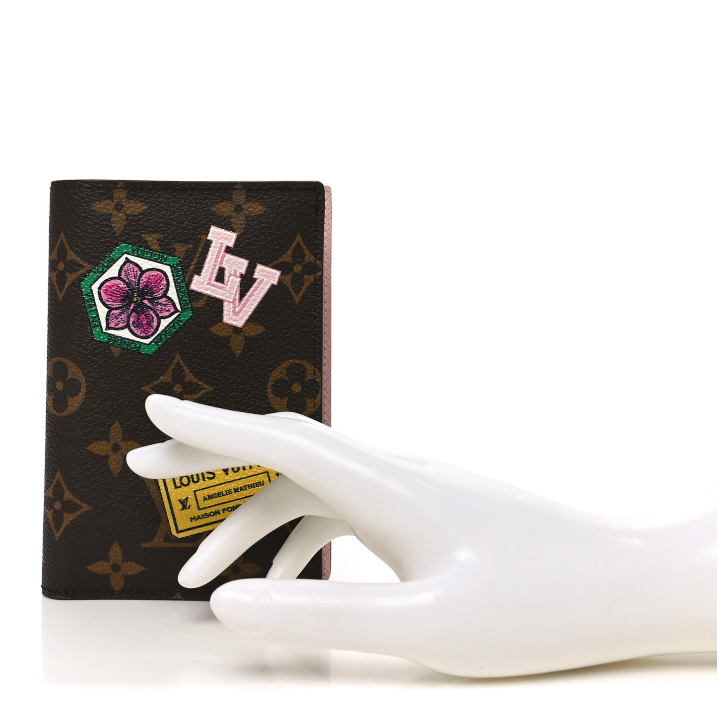 Monogram My LV World Tour Passport Cover Rose Ballerine