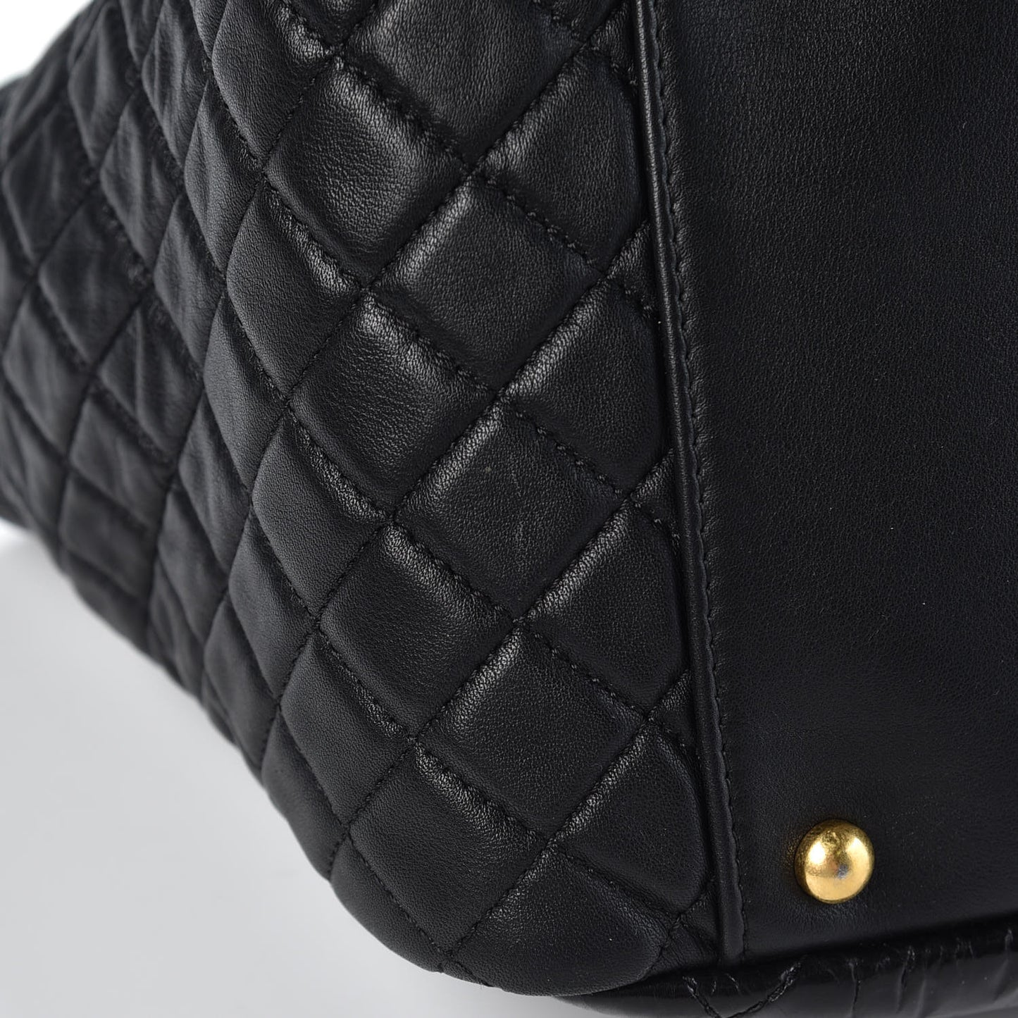 Glazed Crinkled Lambskin Large East West Flap Black