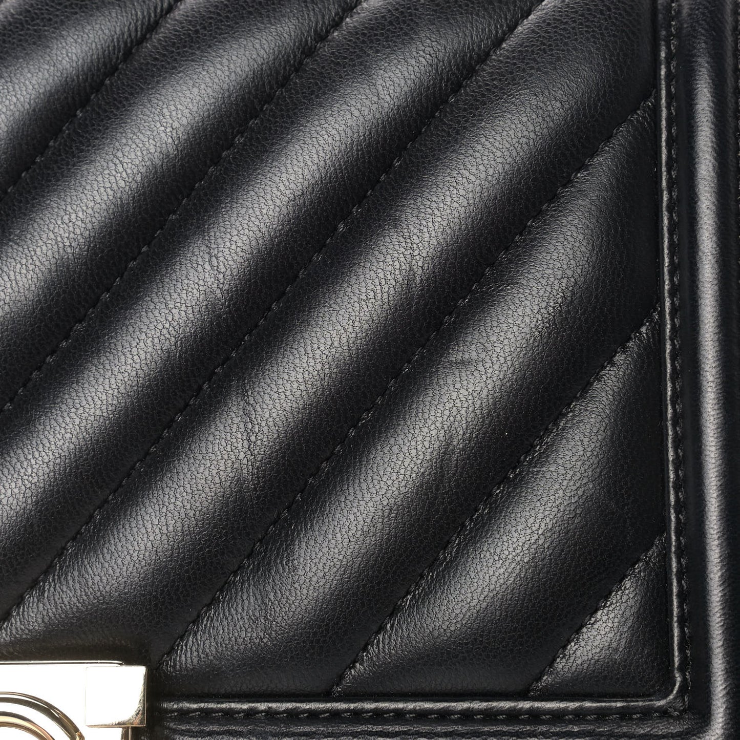 Lambskin Chevron Quilted Medium Boy Flap Black