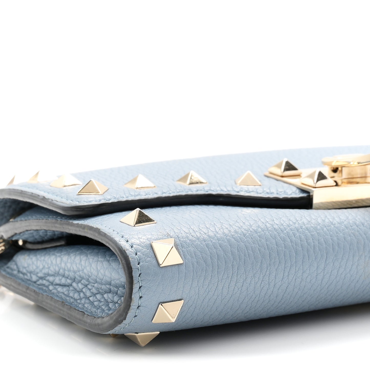 Pebbled Calfskin Rockstud Flip Lock Wallet On Chain Niagara