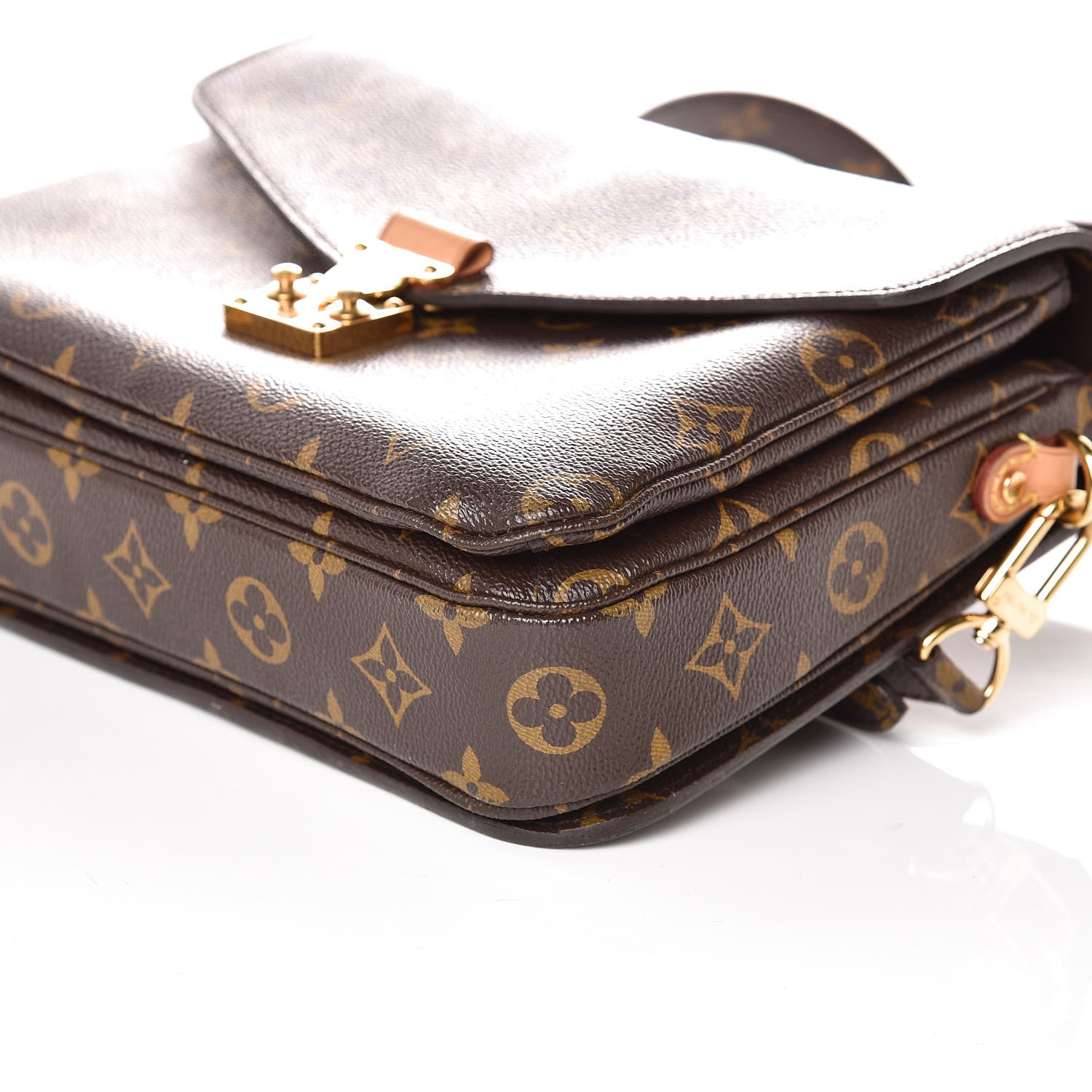 Louis Vuitton Monogram Pochette Metis 6 of 9