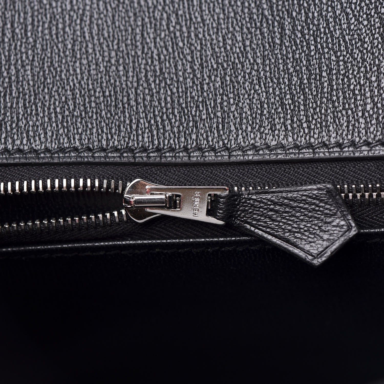Hermes Shiny Niloticus Crocodile Birkin 25 Black 18 of 37